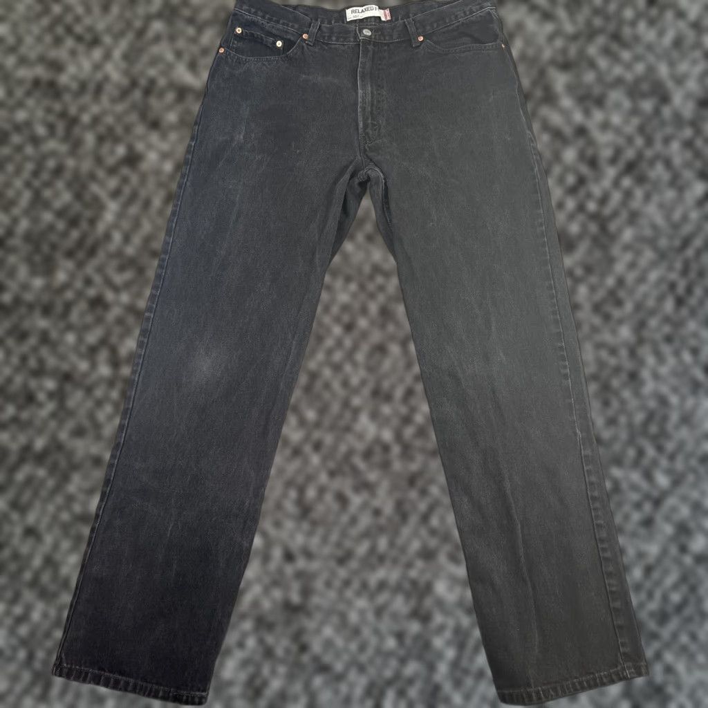 Levi's VINTAGE Levi's 550 Jeans Mens 39x34 Relaxed Distressed Straight Leg Black Grunge Y2K Size US 39 - 1 Thumbnail