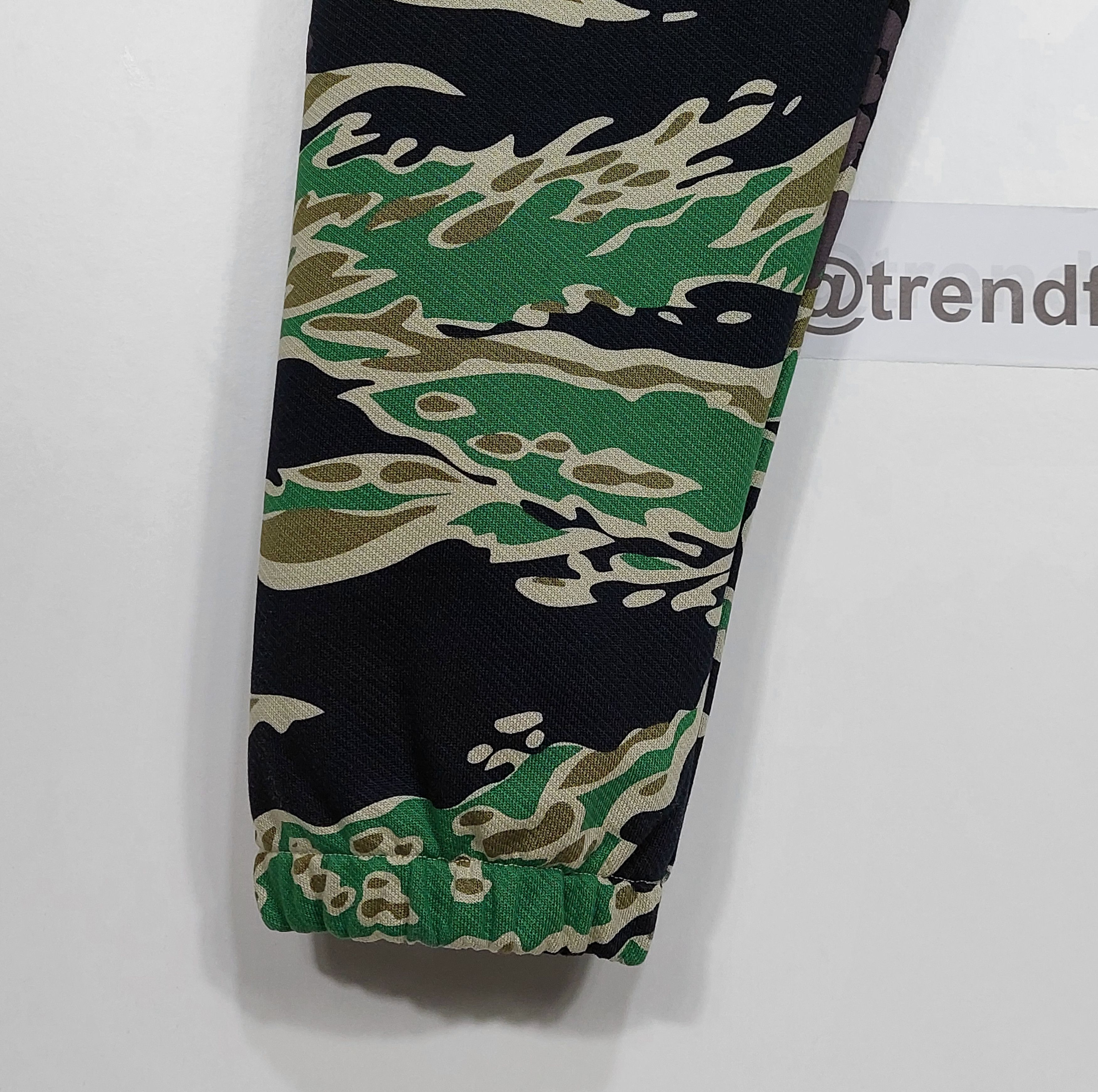 DENIM TEARS camou cotton wreath sweatpants - camouflage L Size US 34 / EU 50 - 7 Thumbnail