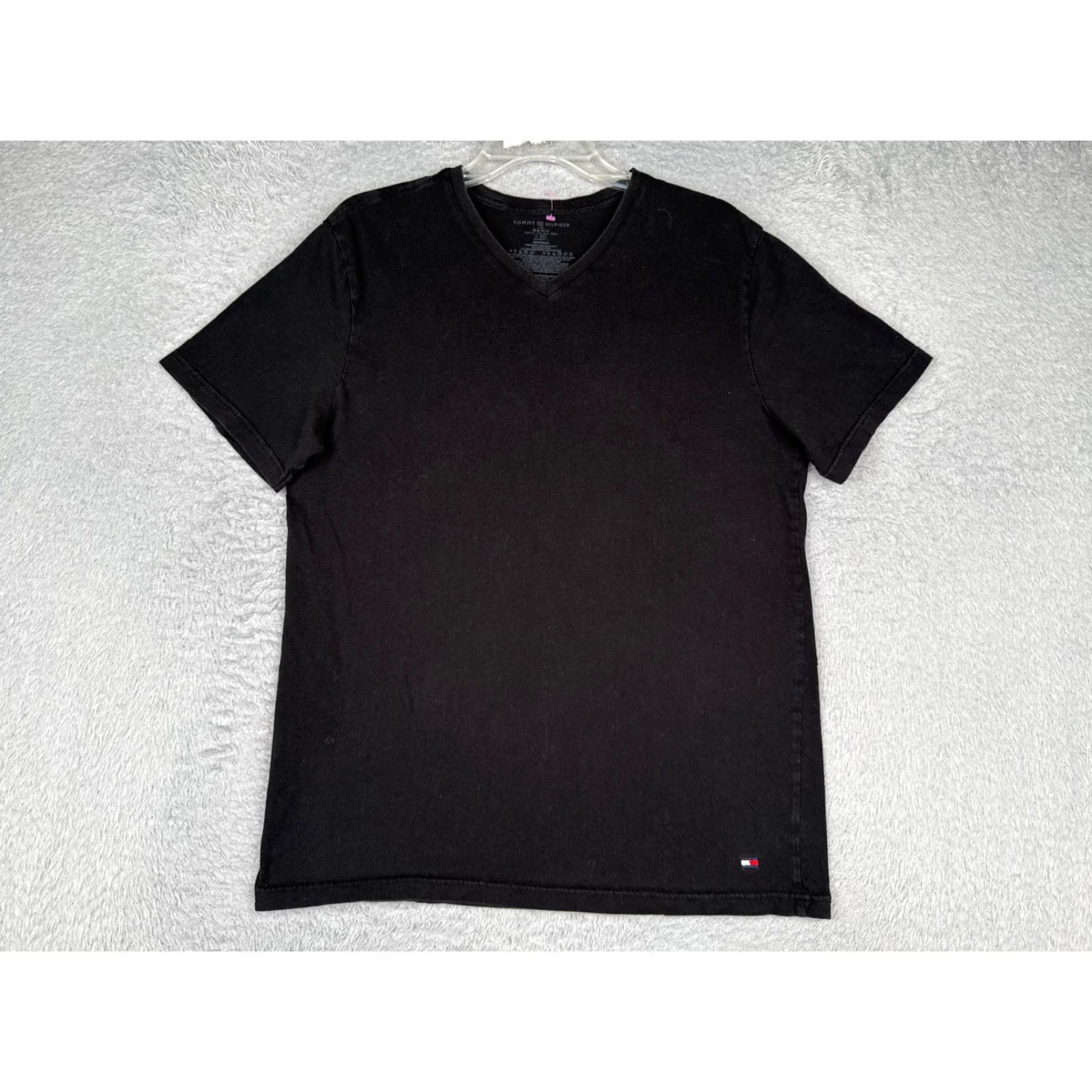 Tommy Hilfiger Tommy Hilfiger Shirt Adult Large Black V-Neck Short Sleeve 100% Cotton Logo Embroidered Mens T-Shirt Size US L / EU 52-54 / 3 - 2 Thumbnail