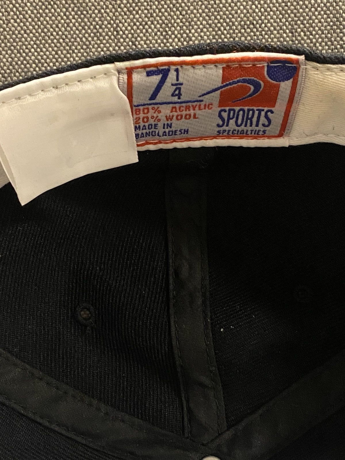 Sports Specialties × Vintage VINTAGE 90’s SPORTS SPECIALTIES DIAMONDBACKS FITTED CAP Size ONE SIZE - 9 Thumbnail