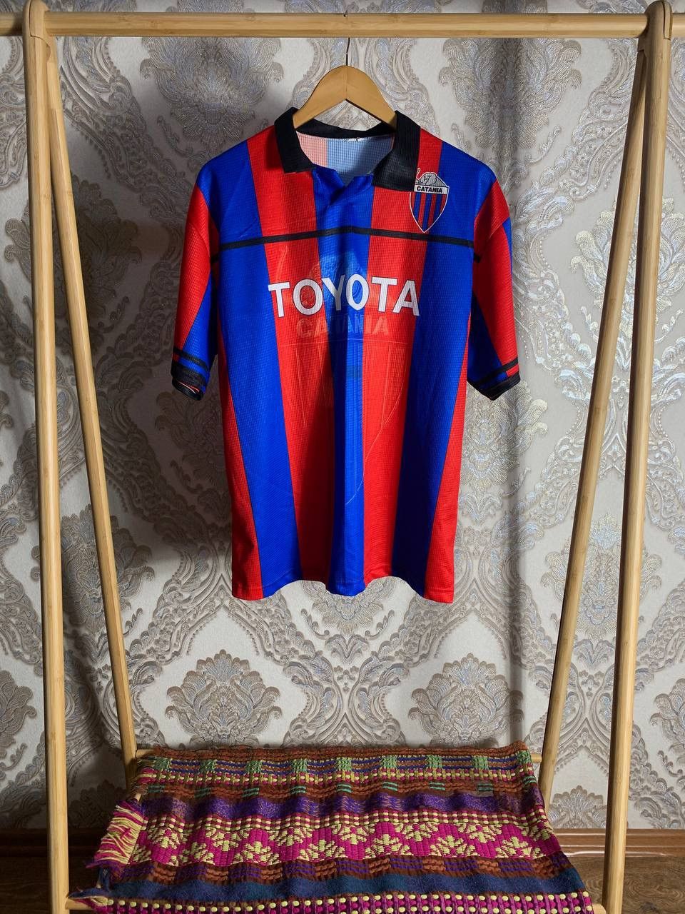 Vintage VERY RARE CATANIA ITALY RETRO SOCCER JERSEY BLOKE Y2K 90s Size US M / EU 48-50 / 2 - 1 Thumbnail