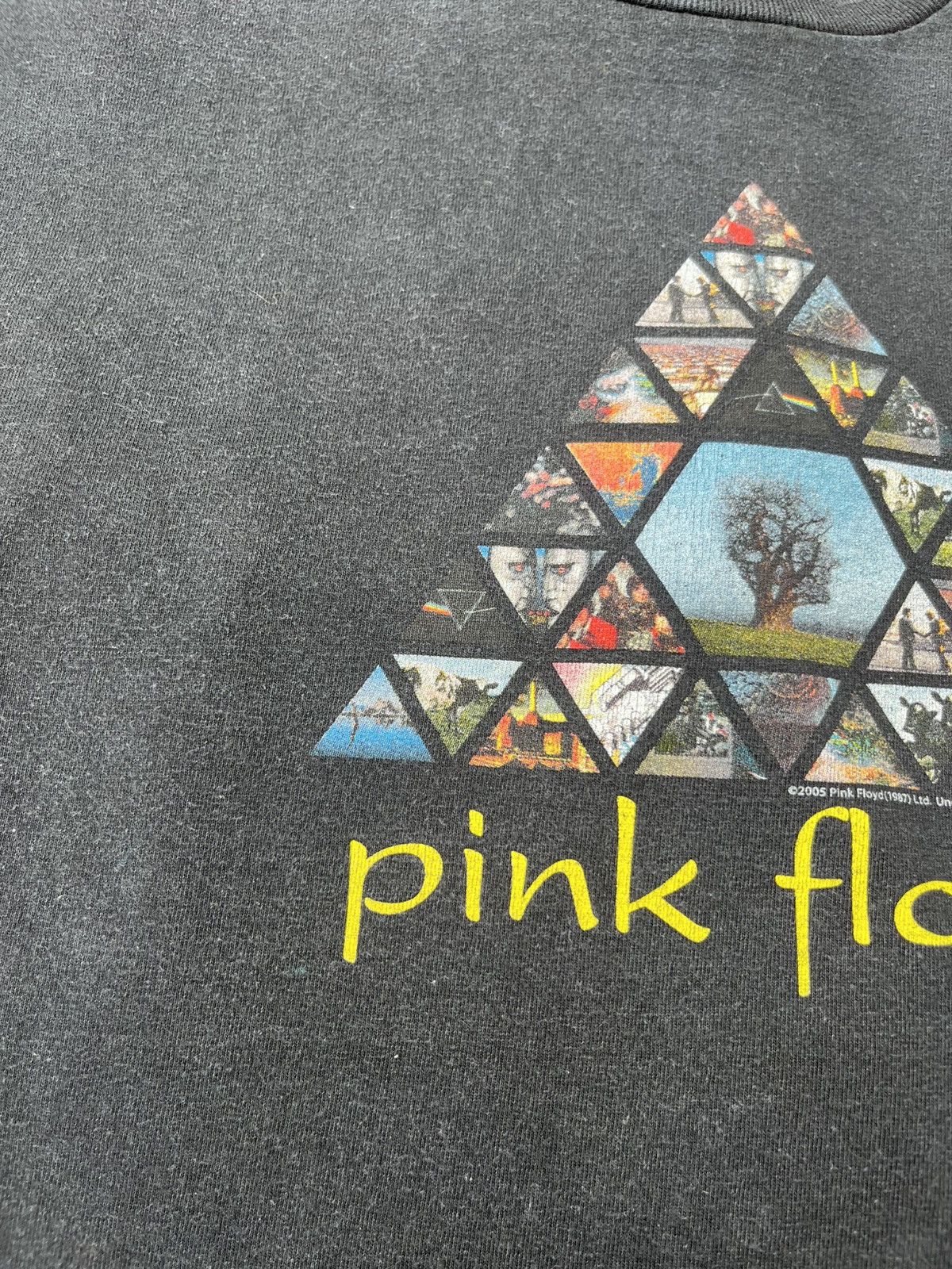 Band Tees × Pink Floyd × Vintage Vintage Pink Floyd 2005 rare t-shirt band tee triangle tree Size US M / EU 48-50 / 2 - 8 Thumbnail