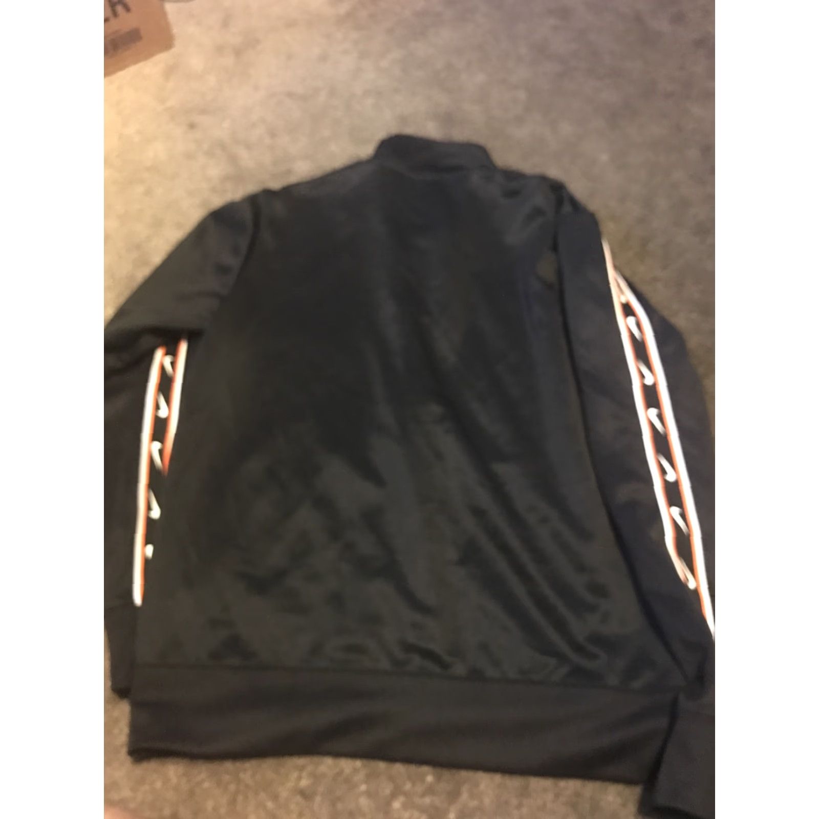 Nike Nike Men’s Repeat Swoosh Half Zip Shirt Regular Medium Black (DX2026 010) Mens Size US M / EU 48-50 / 2 - 3 Thumbnail