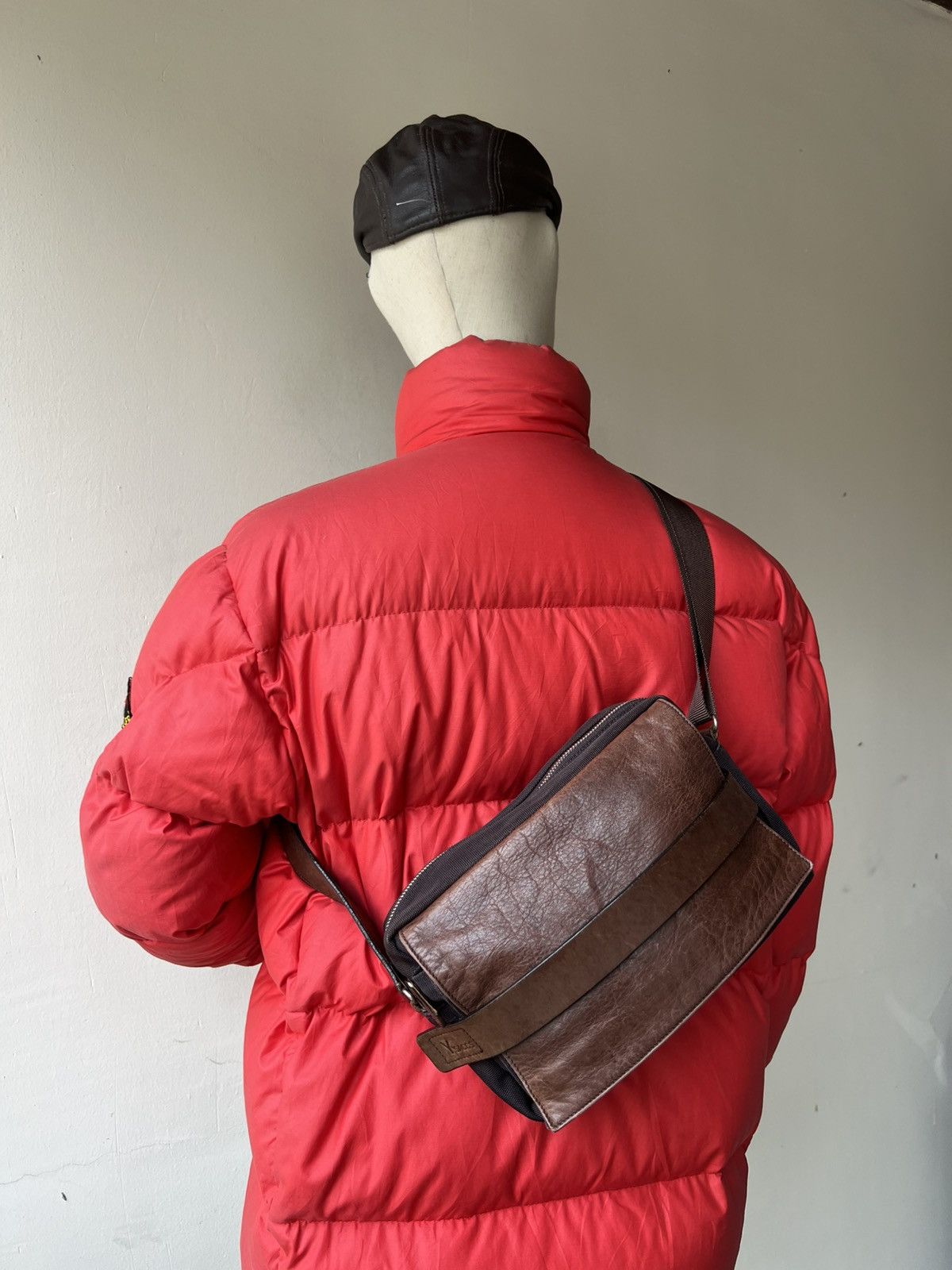 Yohji Yamamoto 2000s Yohji Yamamoto Y’saccs Hybrid Leather Sling Bag Size ONE SIZE - 6 Thumbnail
