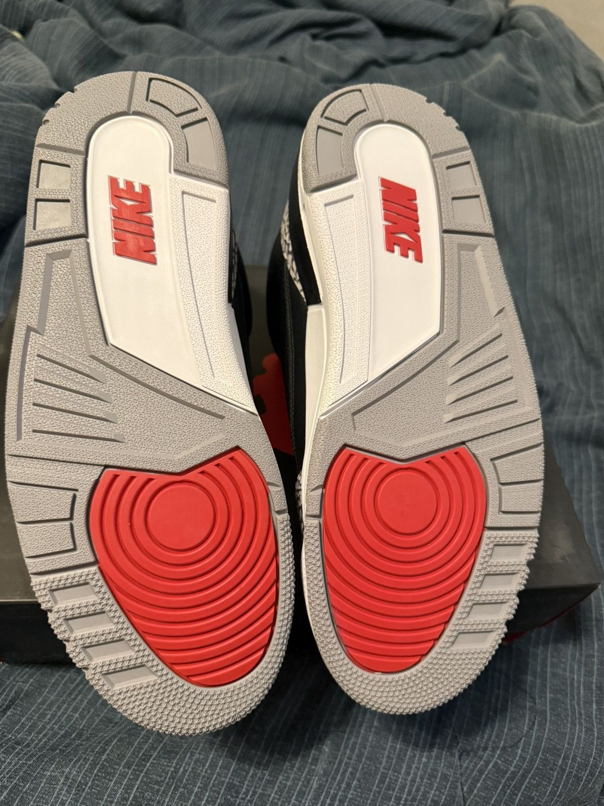 Jordan Brand × Nike Air Jordan 3 Black Cement 2018 Size US 10.5 / EU 43-44 - 8 Thumbnail