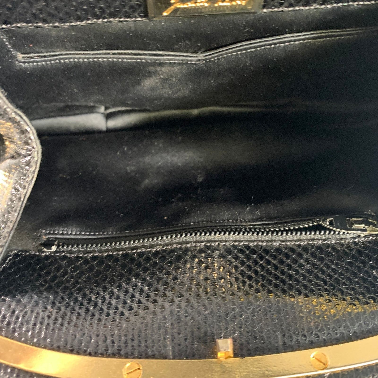 Judith Leiber JUDITH LEIBER Black Gold Snakeskin Clutch Handbag Size ONE SIZE - 7 Thumbnail