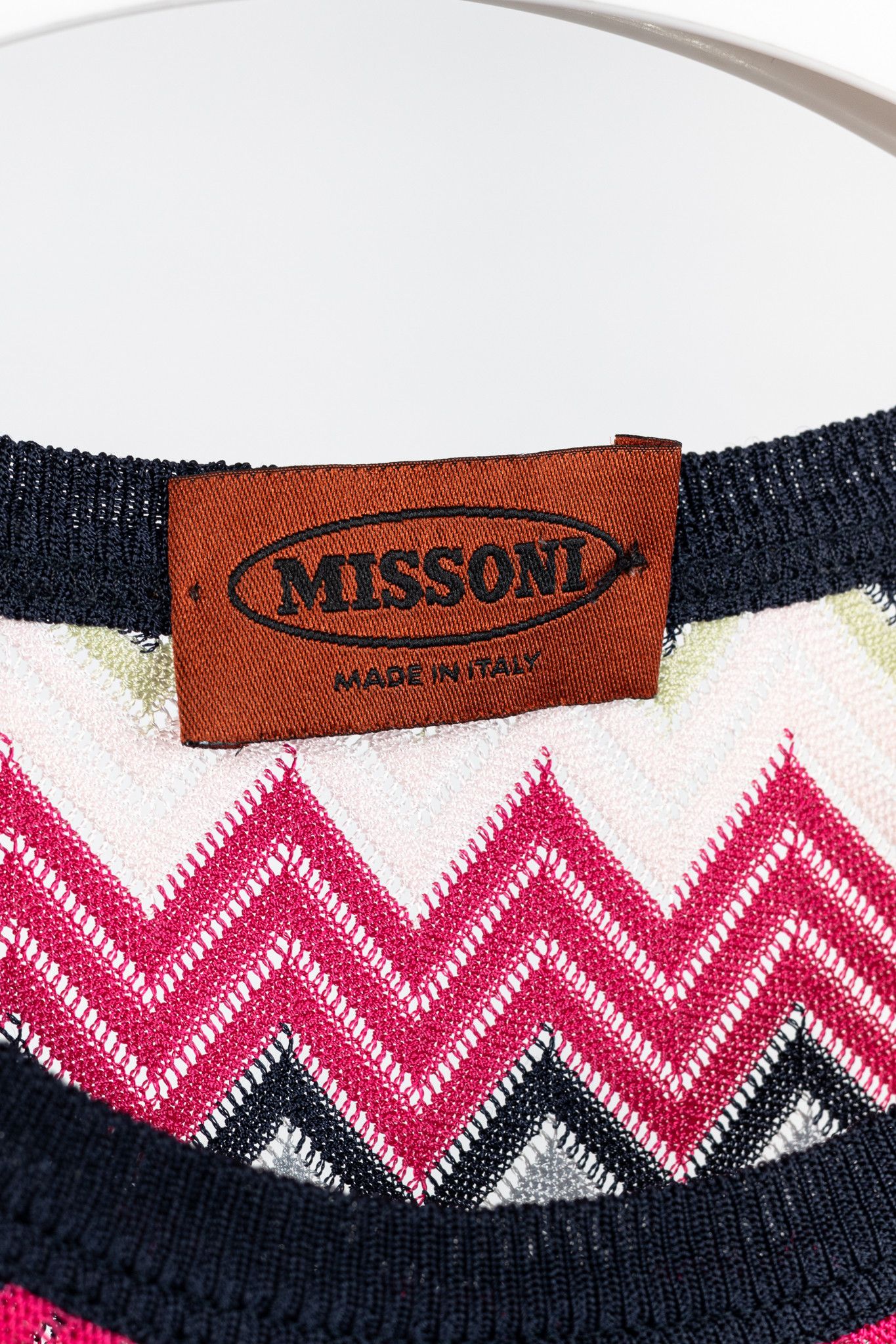 Missoni Missoni Pink & Navy Chevron Knit T-Shirt Size M / US 6-8 / IT 42-44 - 4 Thumbnail
