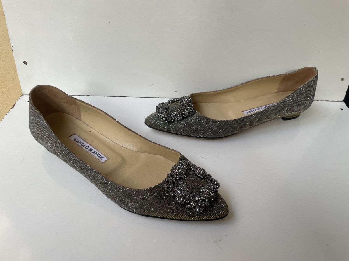 Manolo Blahnik Manolo Blahnik Hangisi Jeweled Glitter Silver Flats EUR 38 Size US 8 / IT 38 - 11 Thumbnail