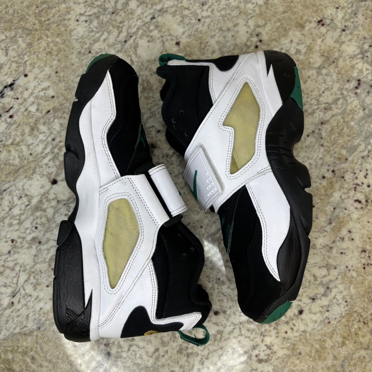 Nike Size 9-Nike Air Diamond Turf 2025 Emerald WORN ONCE WITH BOX Size US 9 / EU 42 - 14 Thumbnail
