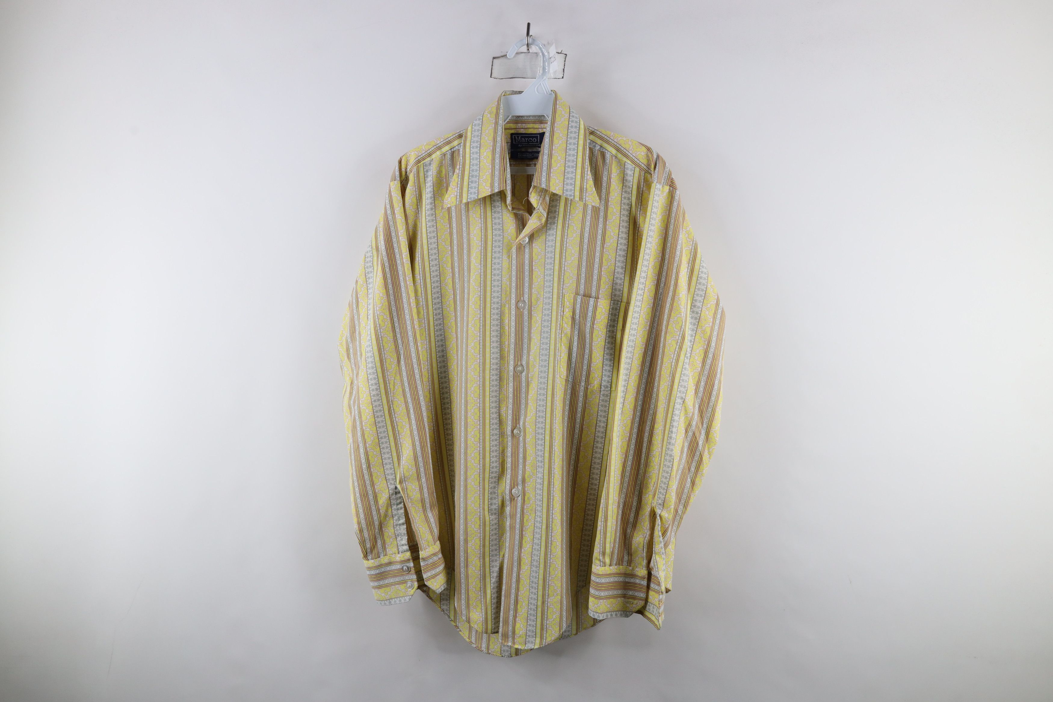 Vintage Vintage 70s Streetwear Geometric Collared Button Shirt Size US L / EU 52-54 / 3 - 1 Thumbnail