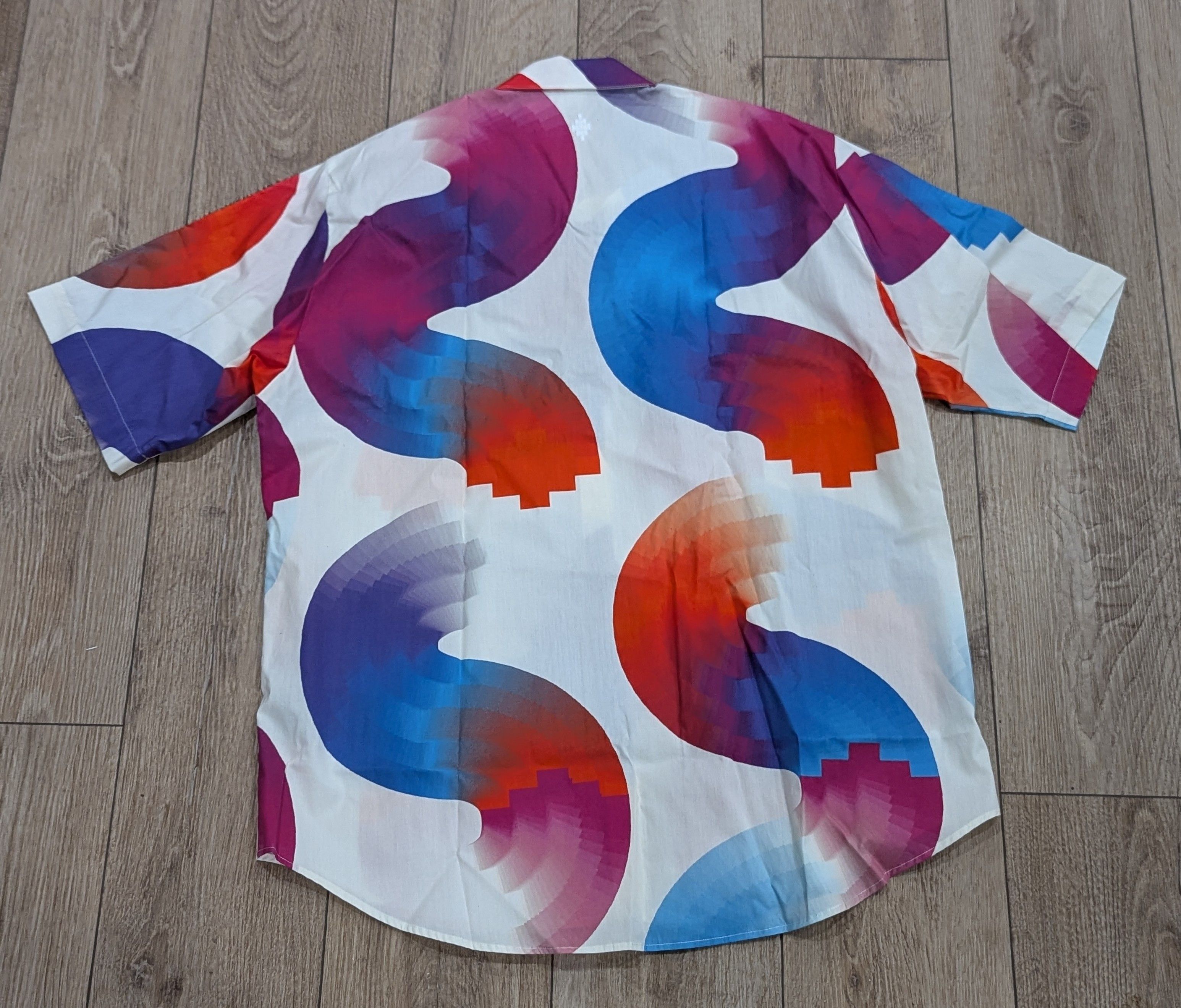 Marcelo Burlon Marcelo Burlon Cross Waves Printed Button Up Shirt White M Size US M / EU 48-50 / 2 - 3 Thumbnail