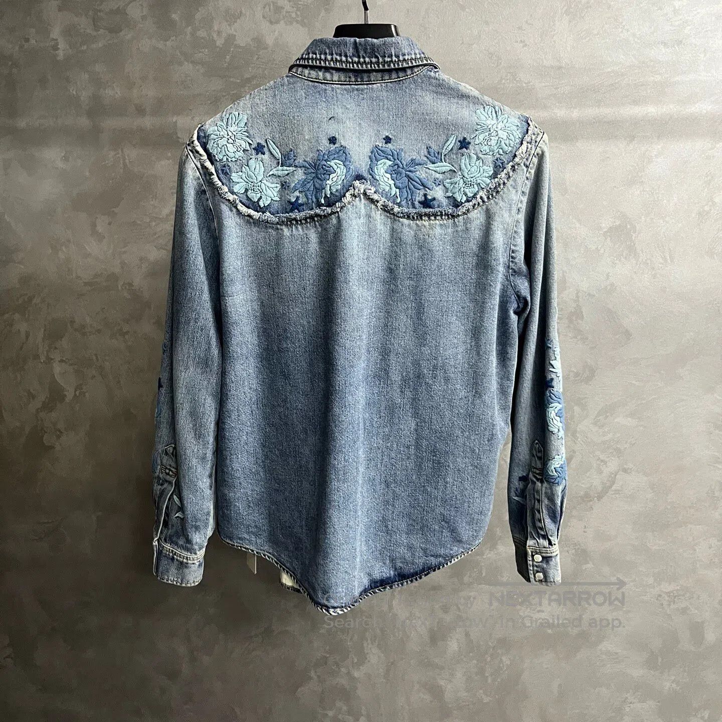 Gucci Guicci Floral pattern denim jacket| Size US XXS / EU 40 - 4 Thumbnail