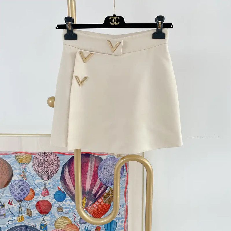 Valentino Valentino Beige Wool A-Line Mini Skirt 0089 Size 23" - 1 Thumbnail