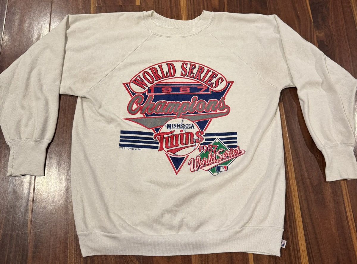 Logo 7 1987 Minnesota Twins World Series Logo 7 Crewneck Vintage XL Size US XL / EU 56 / 4 - 1 Thumbnail
