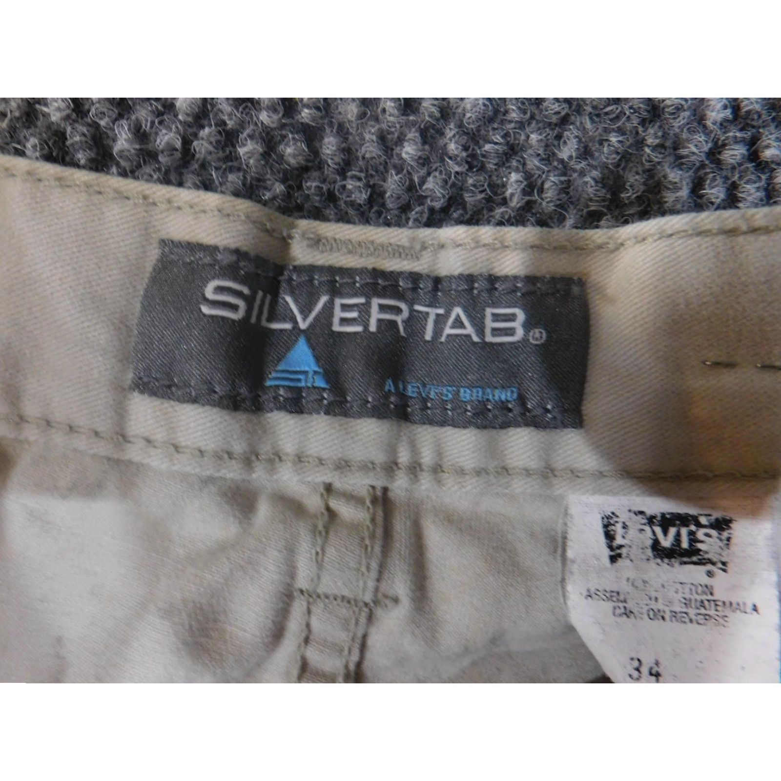 Levi's Levi's SilverTab Cargo Shorts Mens 34 Khaki Tan Utility Pockets Zip Fly Casual Size US 34 / EU 50 - 7 Thumbnail