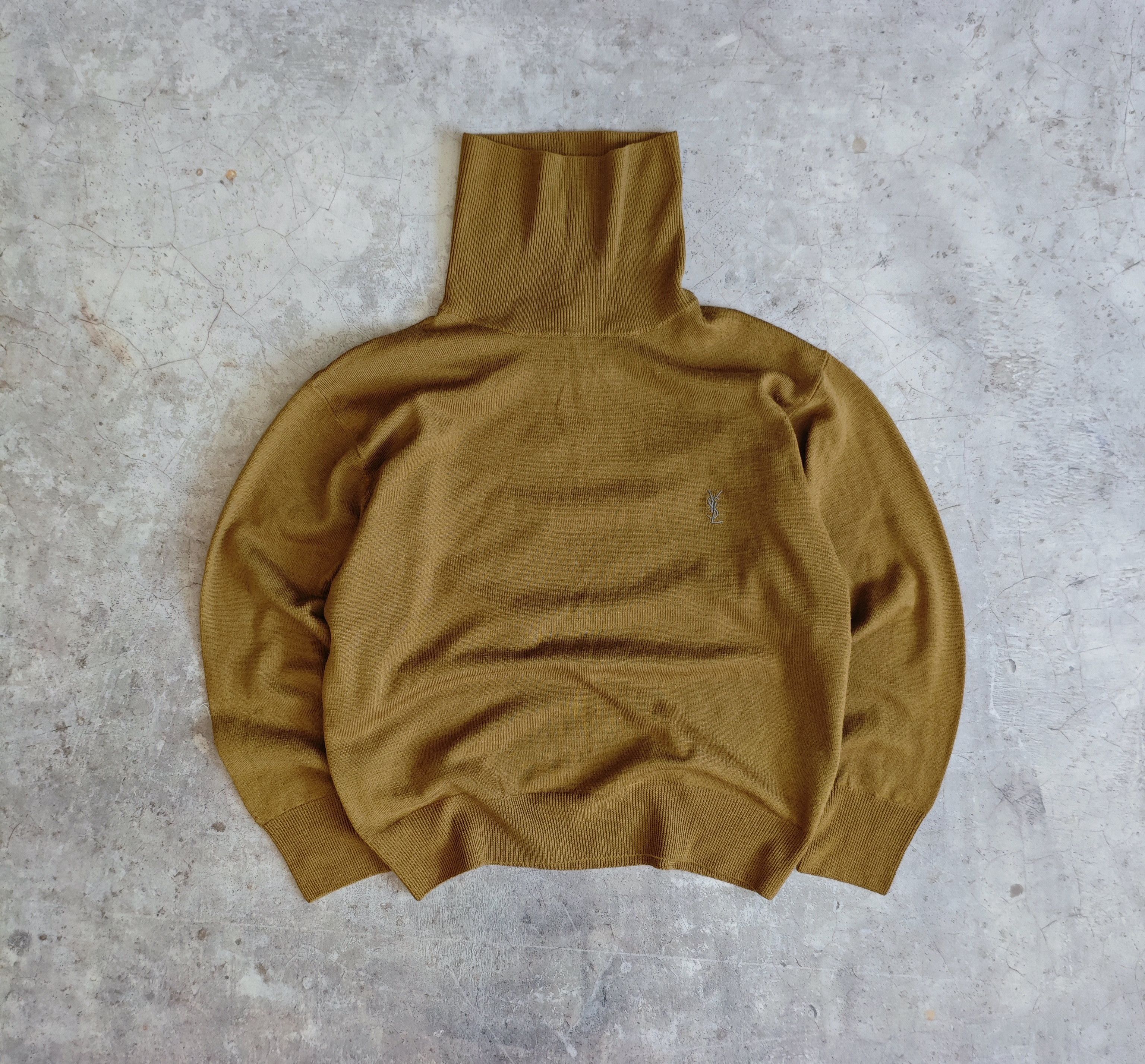 Yves Saint Laurent Yves Saint Laurent YSL vintage sweater with a high throat Size US M / EU 48-50 / 2 - 1 Thumbnail