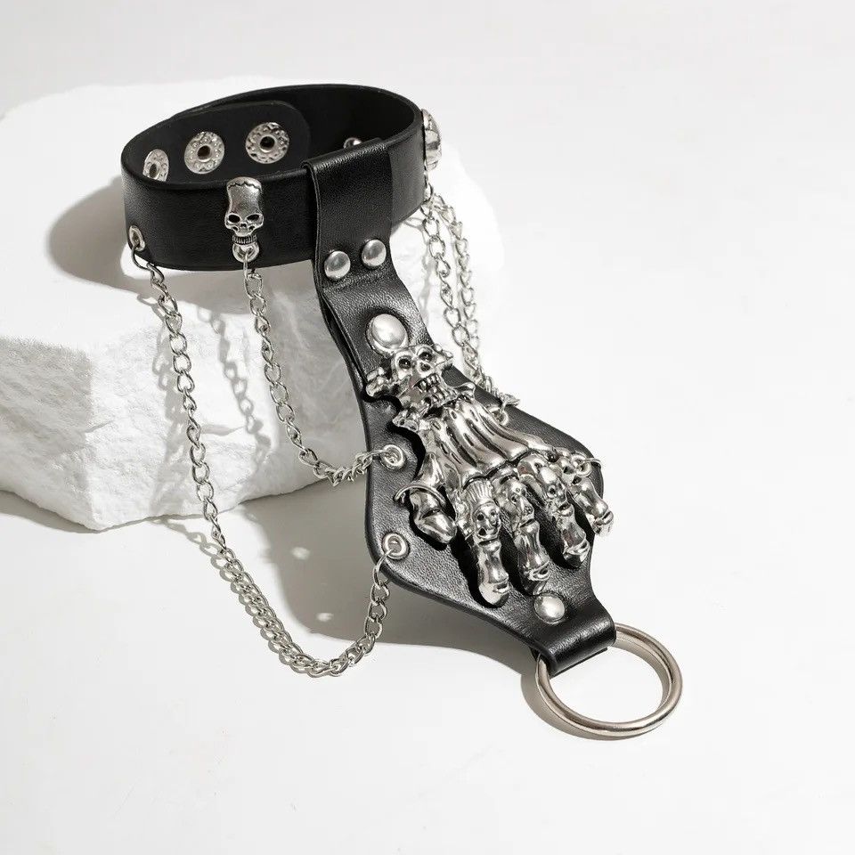 Jewelry Goth Black Skull Finger Wrist Chains Rings Bracelets Size ONE SIZE - 4 Thumbnail