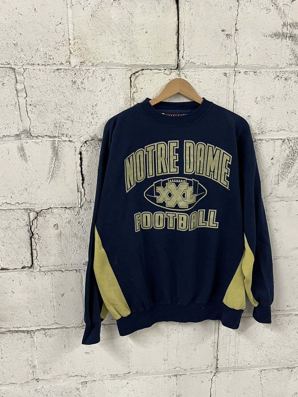 Vintage Vintage Notre dame football 90s sweatshirt sports college Size US L / EU 52-54 / 3 - 4 Thumbnail