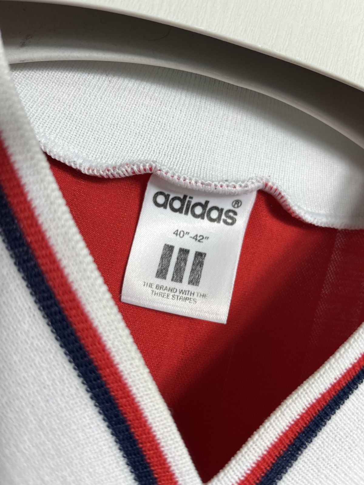 Sports Specialties 1992-1994 Arsenal Home Football Shirt JVC Adidas Red Jersey Size US L / EU 52-54 / 3 - 5 Thumbnail