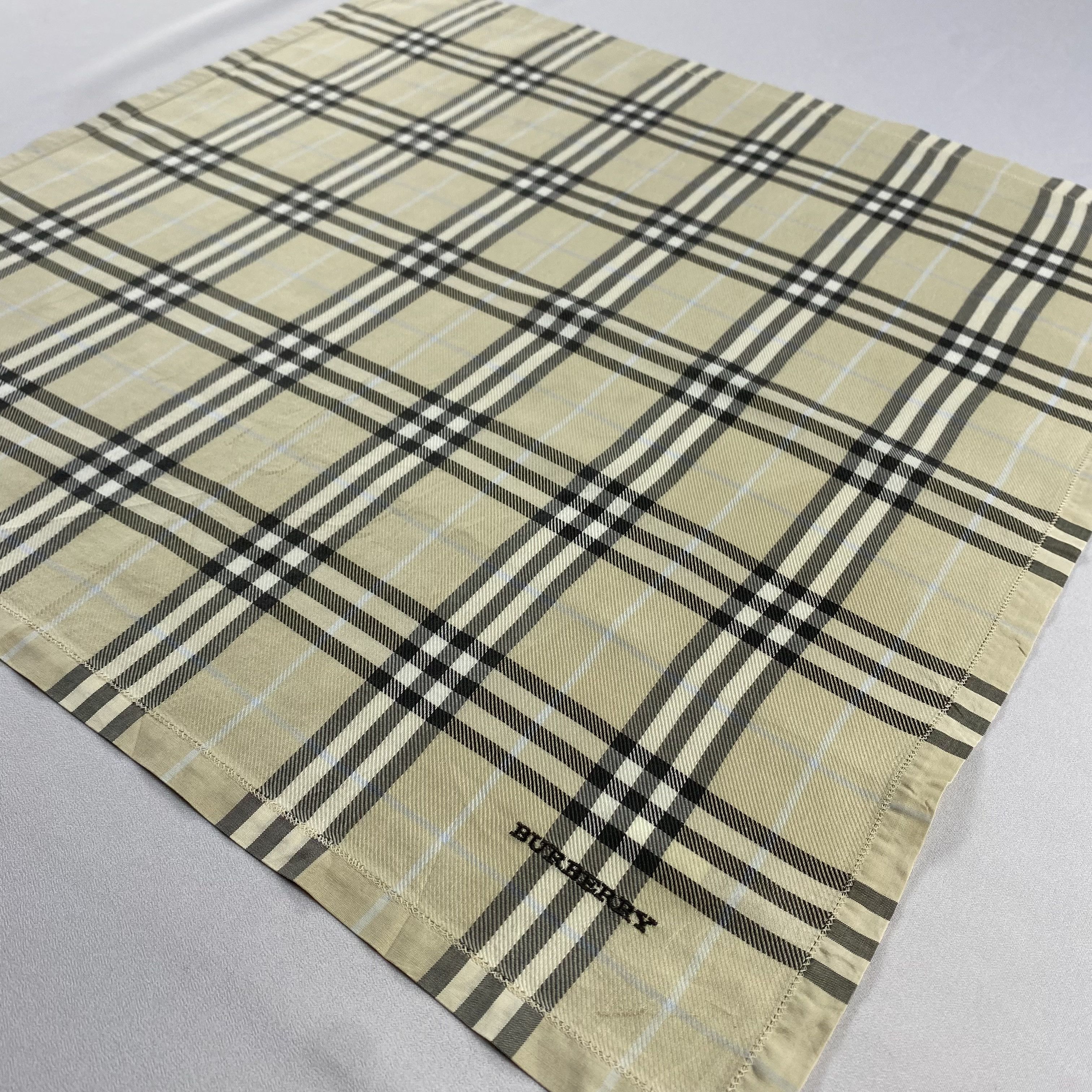 Burberry × Vintage Burberry Handkerchief / Neckerchief / Bandana-P1797 Size ONE SIZE - 2 Thumbnail