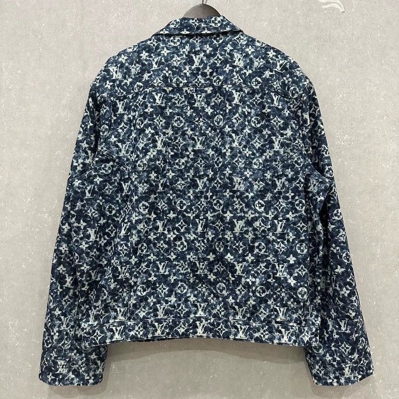 Louis Vuitton Louis Vuitton Full Logo Zip Jacket 2505-Nextarrow Size US XL / EU 56 / 4 - 2 Thumbnail
