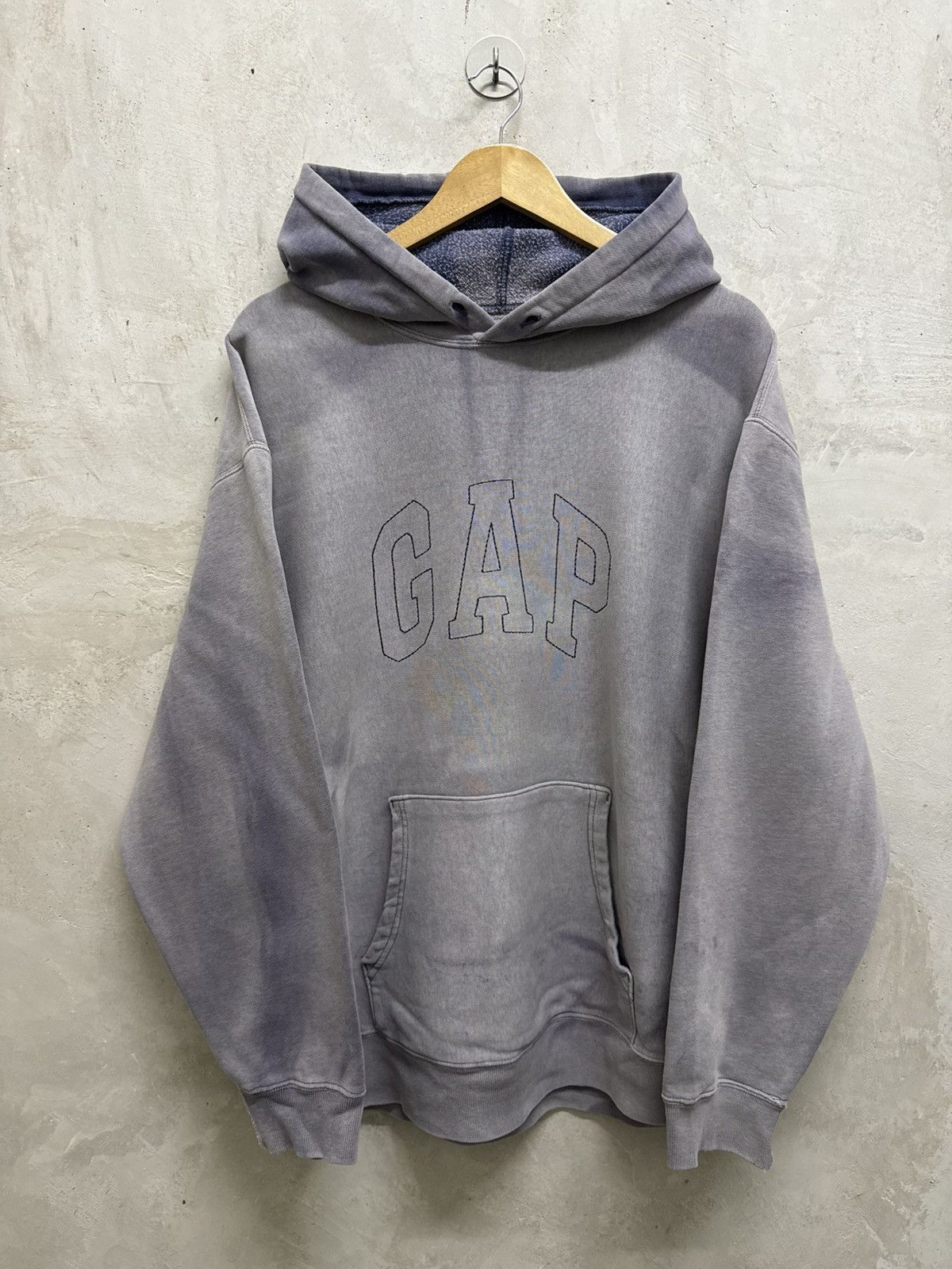 Gap 2000s Sun Faded Gap Hoodie Size US L / EU 52-54 / 3 - 1 Thumbnail