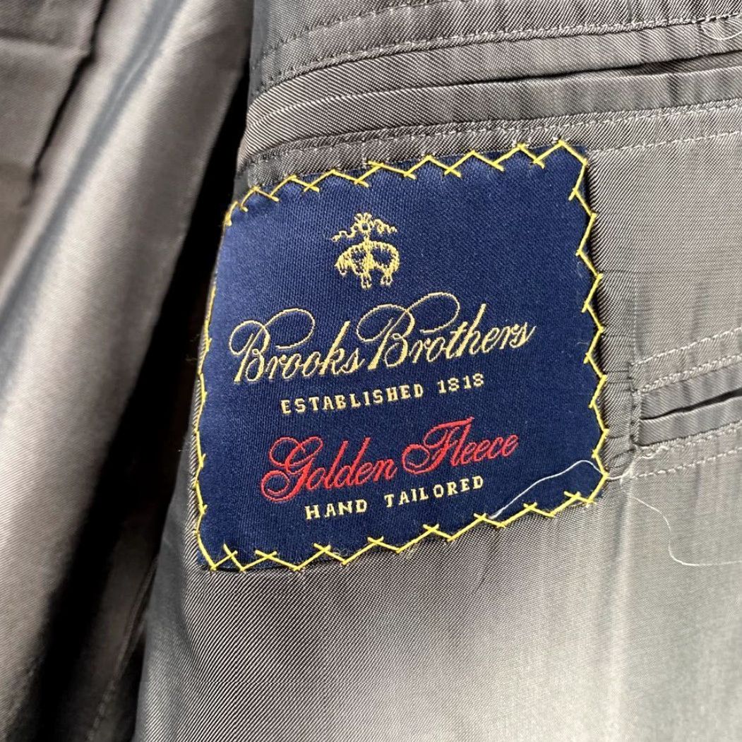 Brooks Brothers Brooks Brothers Blazer Men 46L Gray Pinstripe Hand Tailored Wool Corpcore Size 46R - 6 Thumbnail