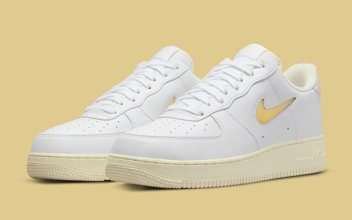 Nike Nike Air Force 1 Jewel “Pale Vanilla” Size US 8 / EU 41 - 1 Thumbnail