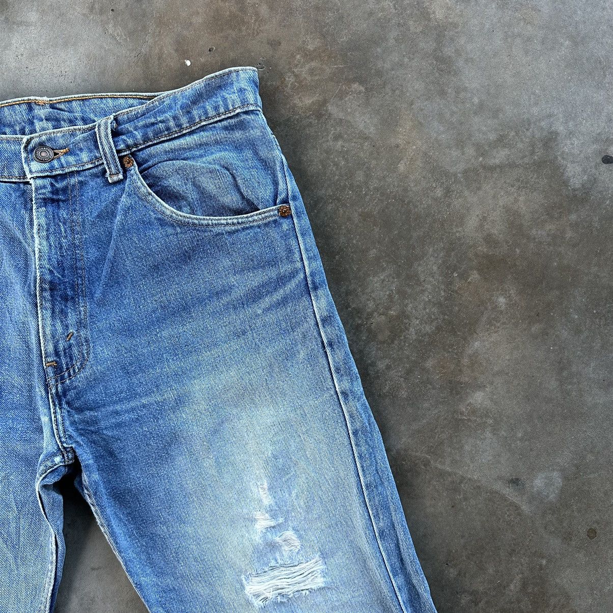 Levi's Vintage Levi’s Distressed Jean Faded Sick Denim Pant W31 Size US 31 - 5 Thumbnail