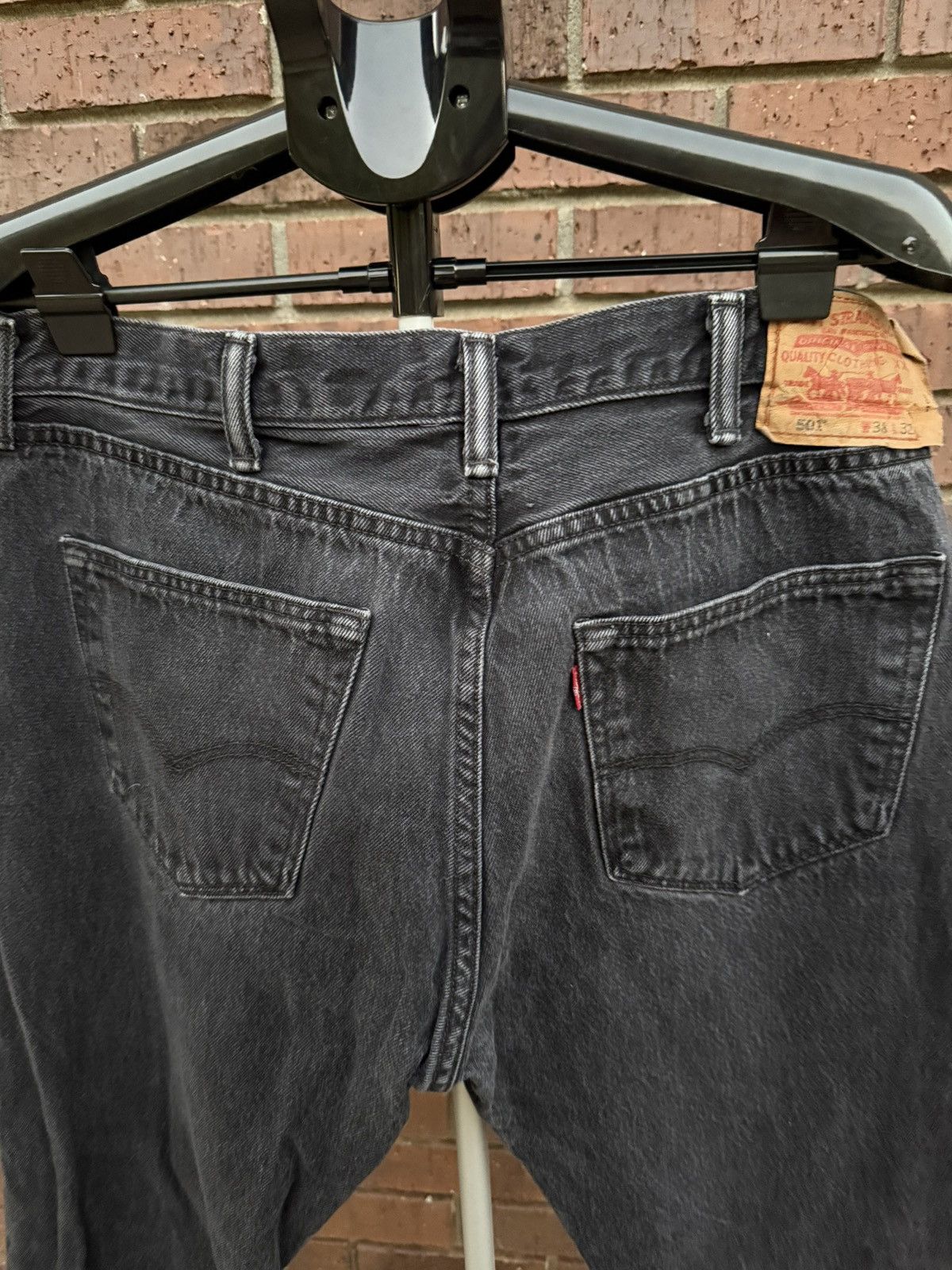 Levi's Levis 501 Button Fly Black Denim Jeans Mens Straight Leg Size US 37 - 7 Thumbnail