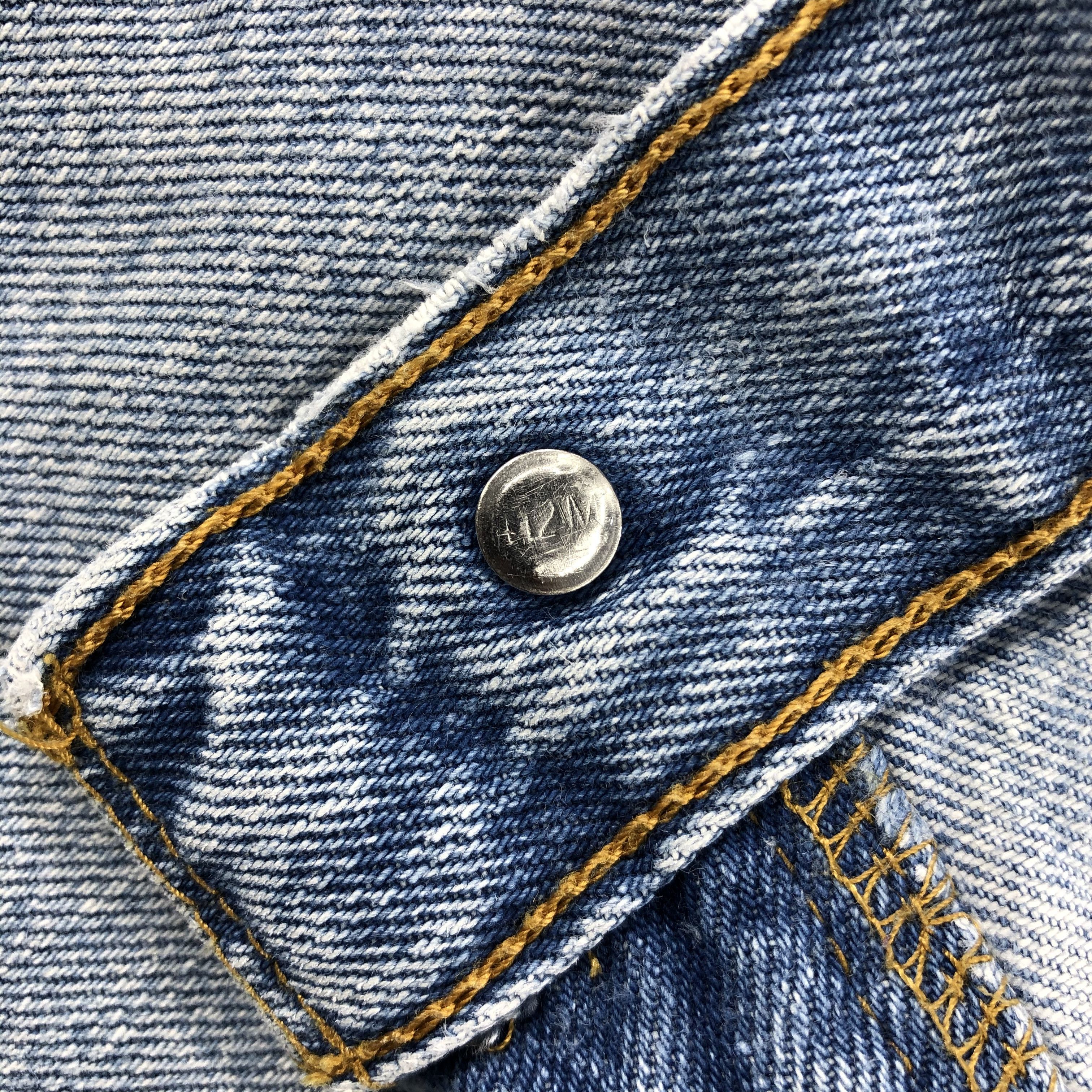 Levi's × Vintage Vintage Light Wash Levis 560 Jeans-JM1753 Size US 37 - 9 Thumbnail