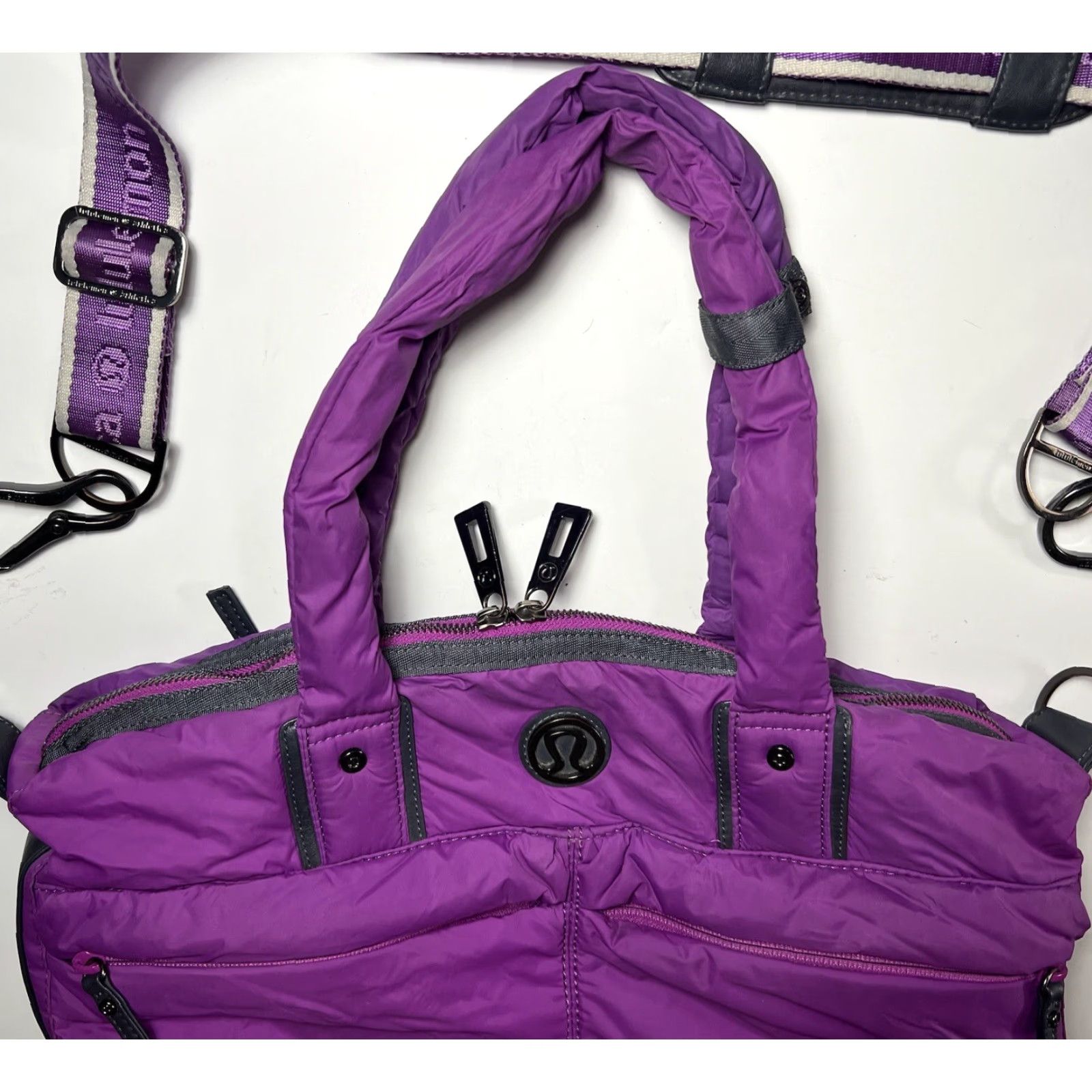 Lululemon Lululemon Bon Voyage Duffel Bag Purple Large Travel Size ONE SIZE - 2 Thumbnail