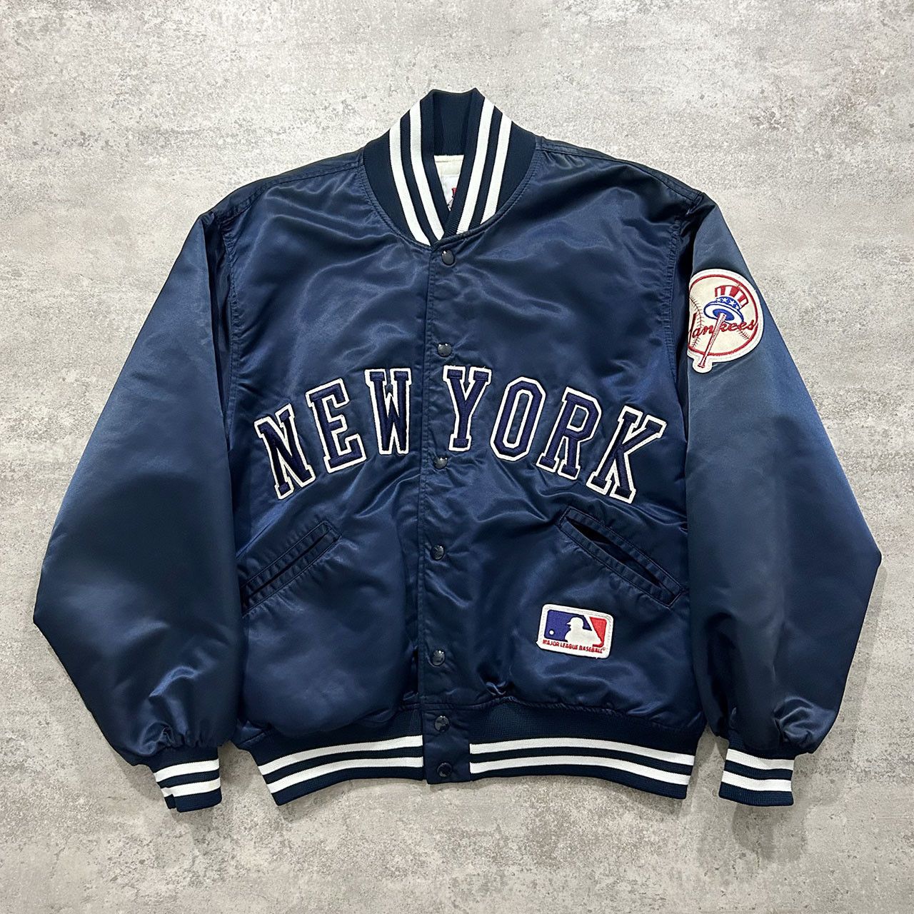 image of Made In USA x Mlb 80's 90's Mlb New York Yankees Felco Satin Jacket in Blue, Men's (Size Large)