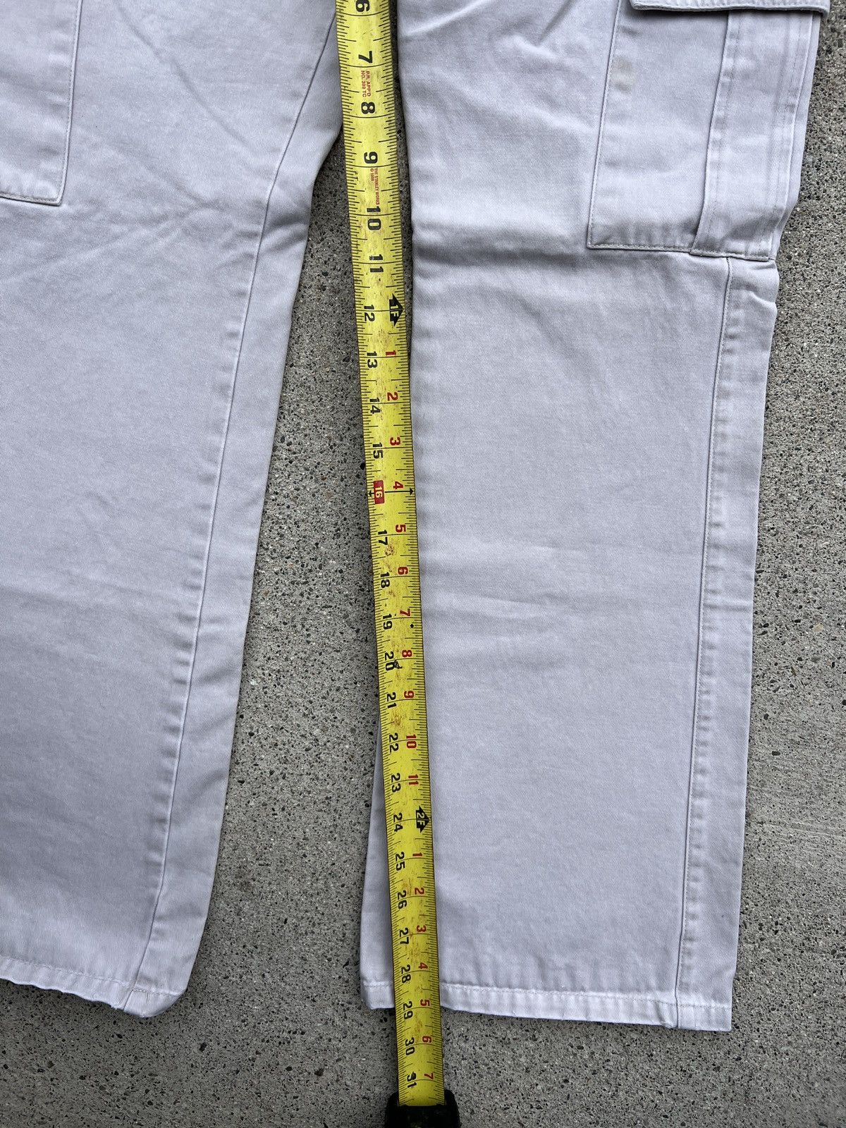 UNIONBAY × Vintage Y2K Union Bay Light Grey Low Rise Flare Cargo Pants Size 5 Size 27" / US 4 / IT 40 - 7 Thumbnail
