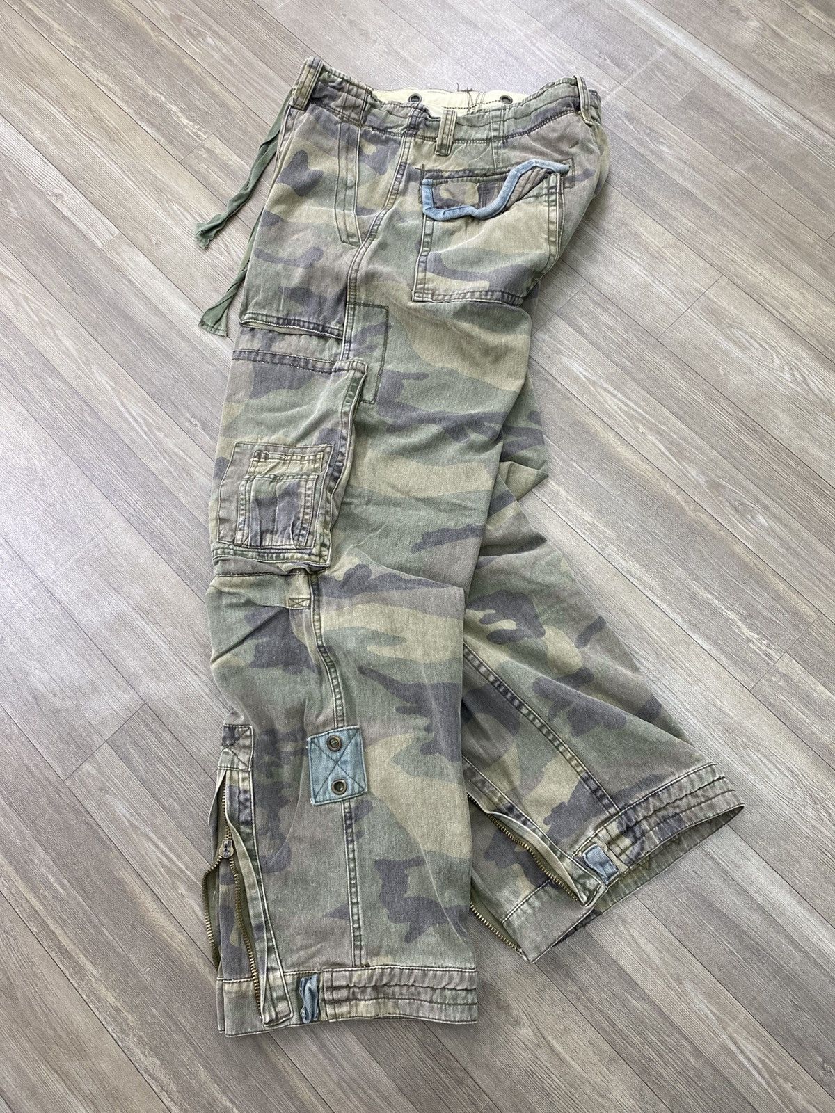 Abercrombie & Fitch Vintage Abercrombie & Fitch Bondage Camo Military Cargo Y2K Size US 34 / EU 50 - 2 Thumbnail