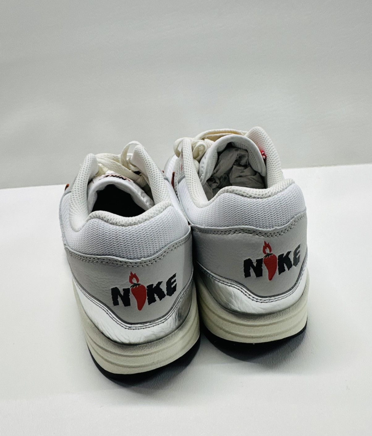 Nike Nike Air Max 1 Premium Metallic Silver/White/ Chile Red Size US 10 / EU 43 - 5 Thumbnail