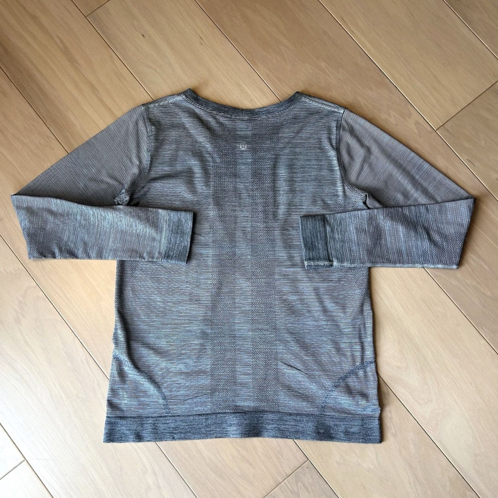 Lululemon Lululemon Swiftly Relaxed Crew Long Sleeve Top Women’s 0 No Bars Size M / US 6-8 / IT 42-44 - 3 Thumbnail