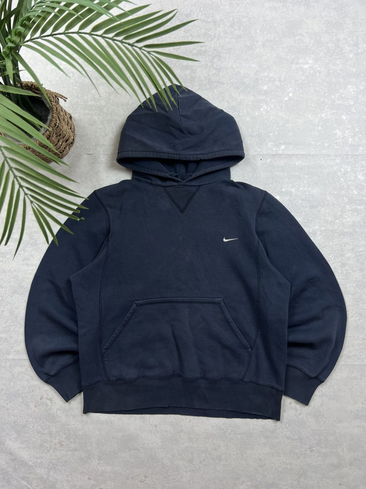 Nike 90s Nike Swoosh Vintage Y2K Oversized Blank Retro Hoodie Size US S / EU 44-46 / 1 - 1 Thumbnail