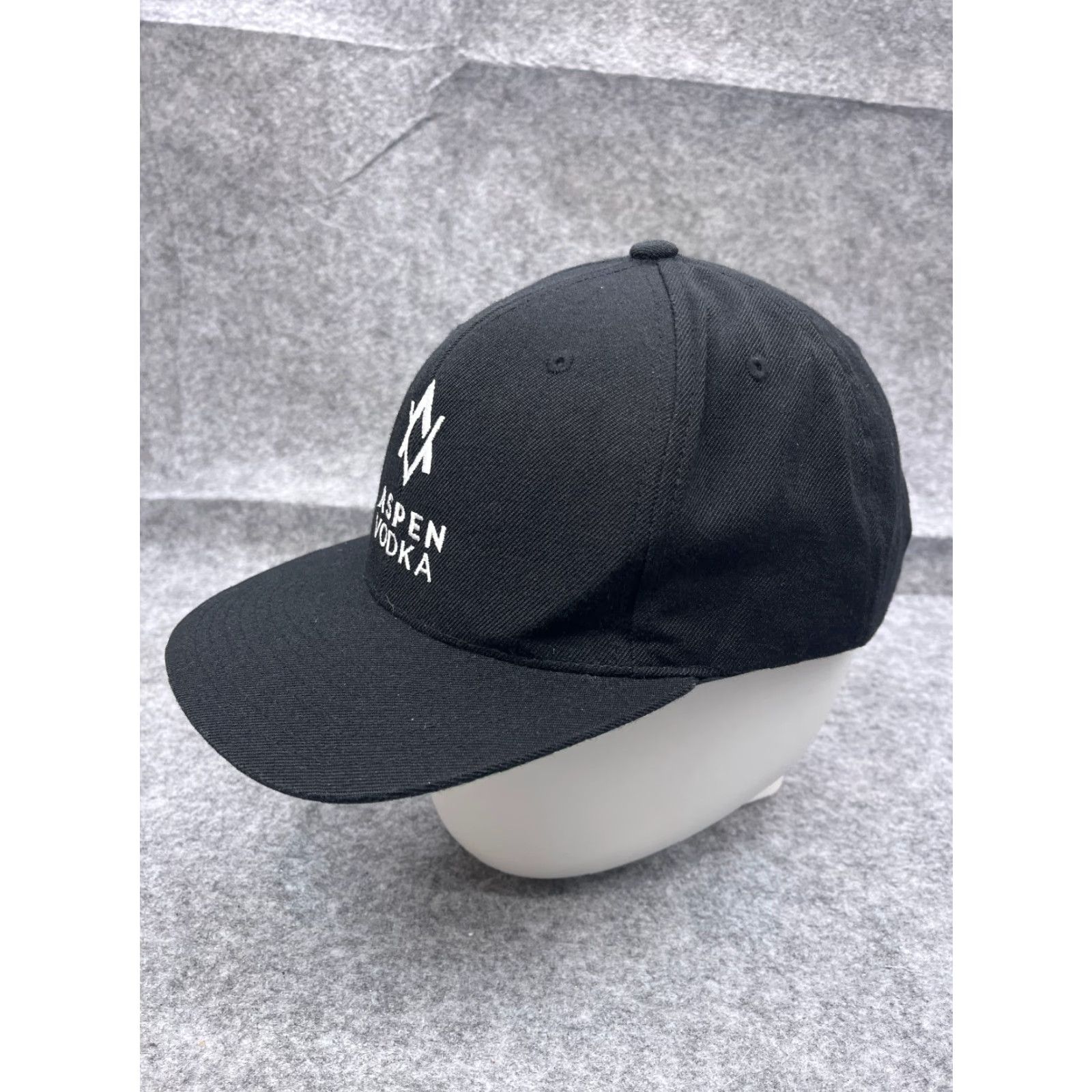 Vintage Yupoong Aspen Vodka Hat Cap Snap Back One Size Black Acrylic Wool Blend Adult Hats Mens Logo Outdoor Skate Cap Size ONE SIZE - 4 Thumbnail