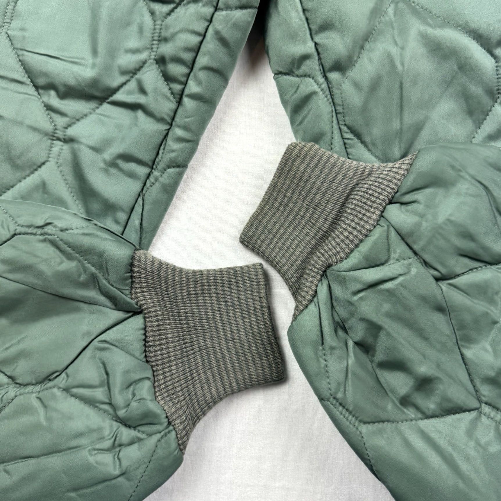 Vintage VINTAGE Army Quilted Pants - 1960s USA Military Snap Closure - Adult Large - Green Chino Style Trousers, Relaxed Fit, 30in Inseam, Workwear Mens Size US 33 - 2 Thumbnail