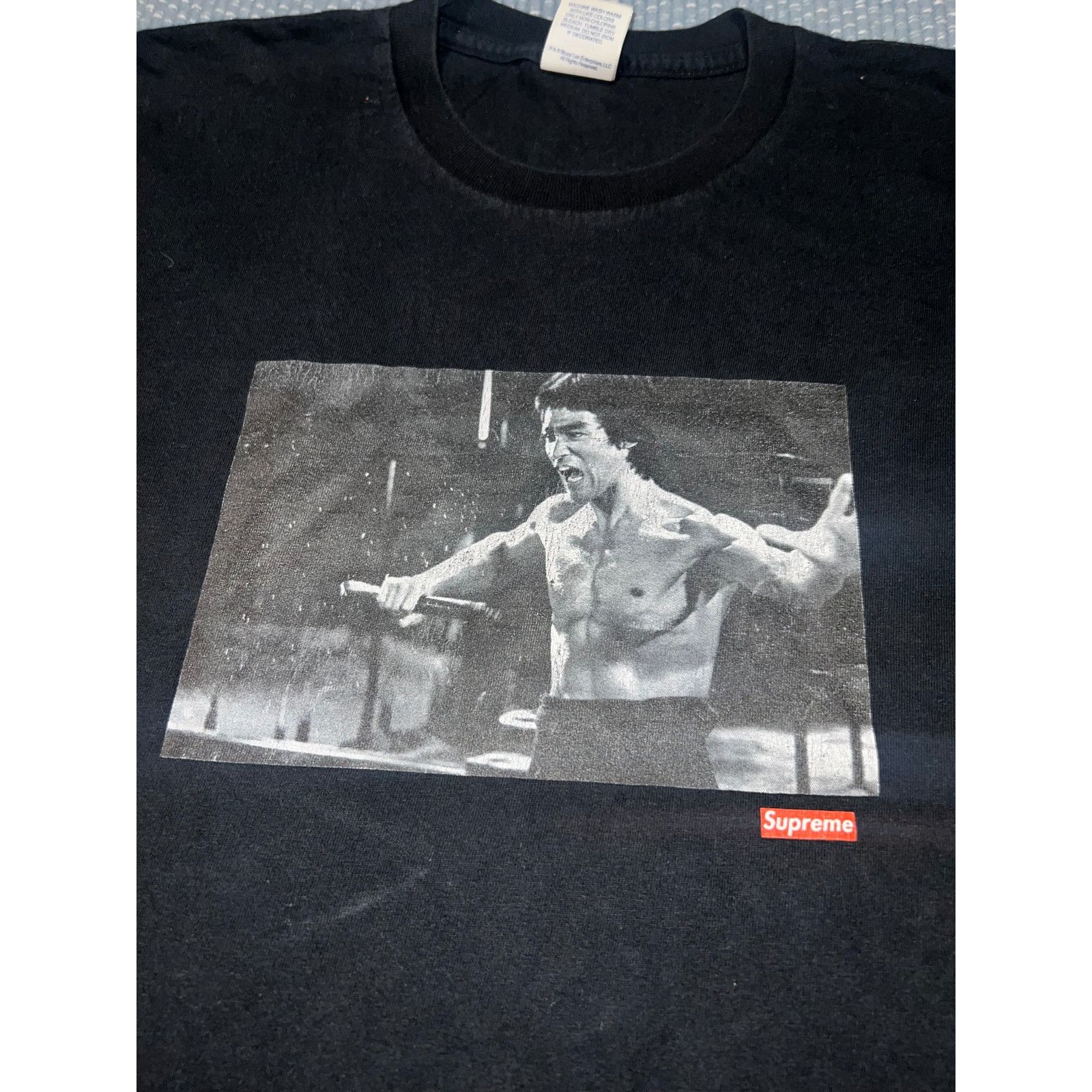 Supreme Supreme Bruce lee black tee Medium Size US M / EU 48-50 / 2 - 2 Thumbnail
