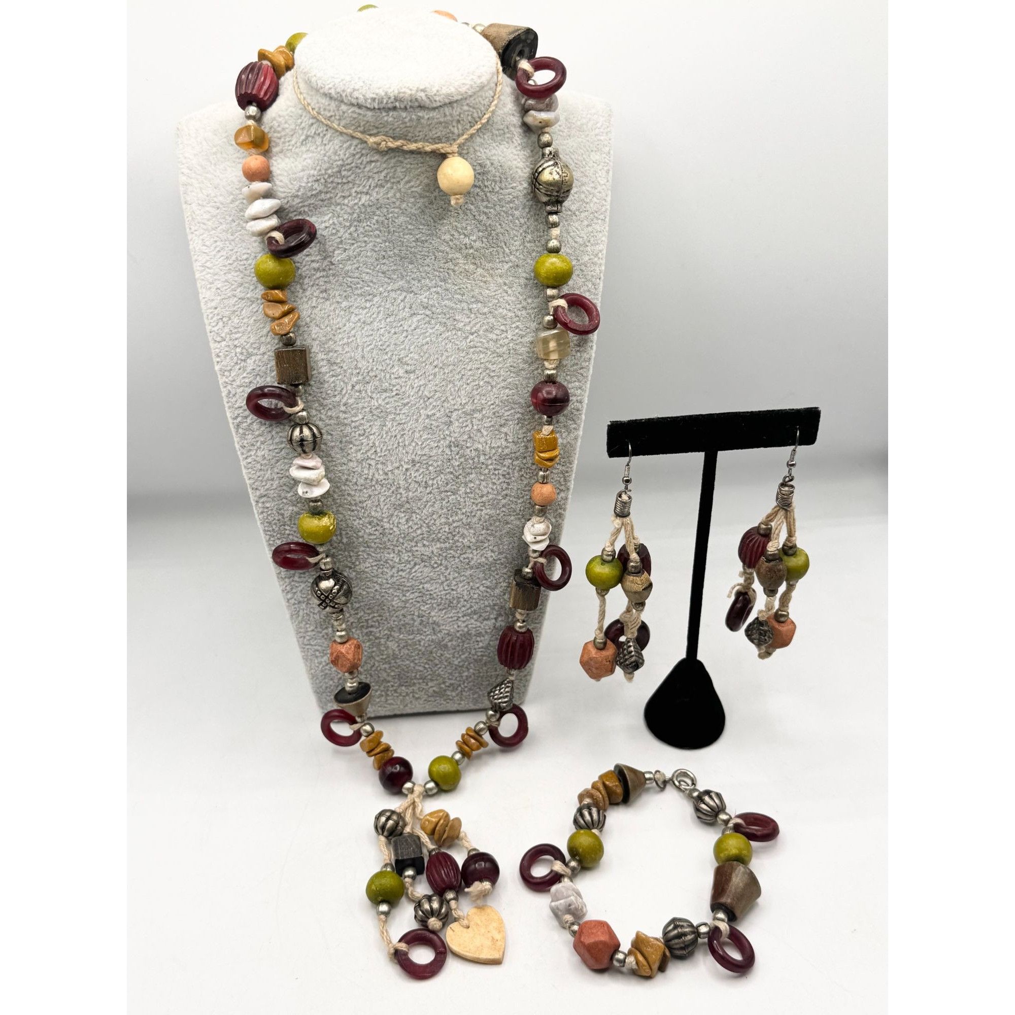 Vintage Vintage wood stone charm necklace bracelet and earrings set Size ONE SIZE - 4 Thumbnail