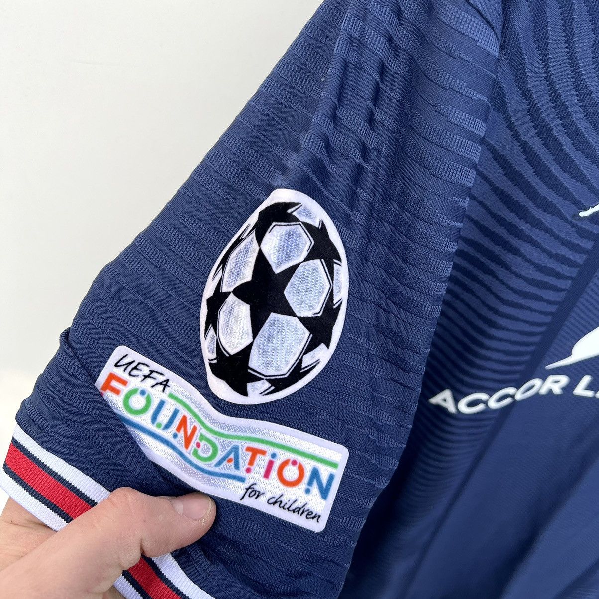 Jordan Brand PSJ Paris Saint Germain soccer jersey Messi 30 (fake) Size US L / EU 52-54 / 3 - 2 Thumbnail