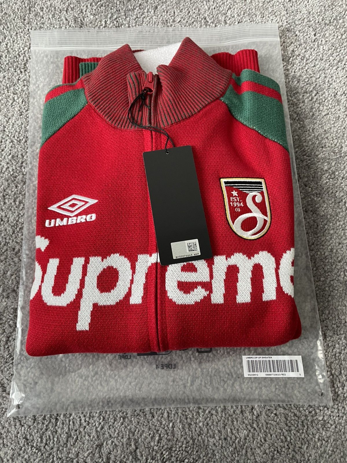 Supreme × Umbro Supreme x Umbro Zip Up Sweater Red Size US S / EU 44-46 / 1 - 2 Thumbnail