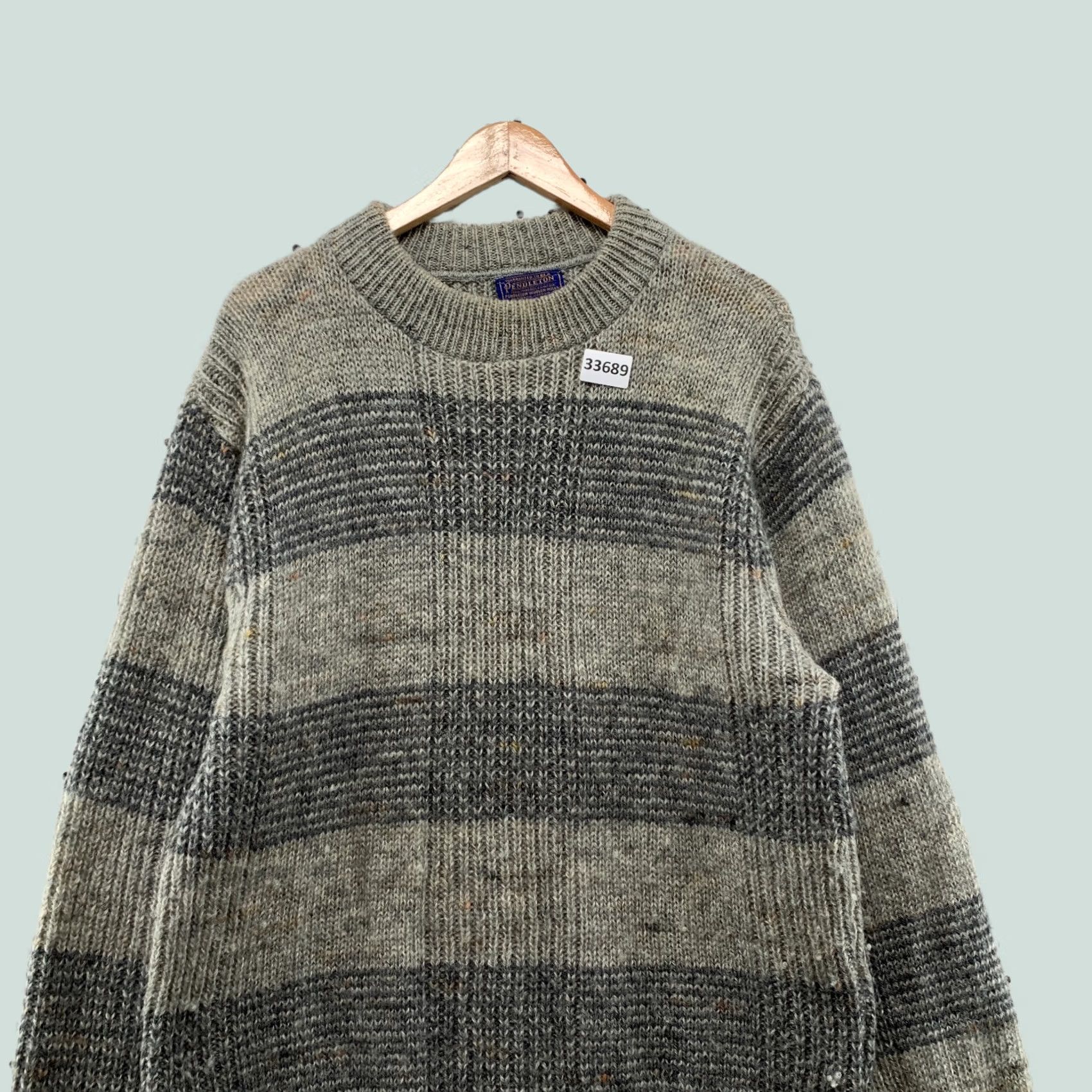 Pendleton VINTAGE Pendleton Sweater Mens L Gray Knit Wool Striped USA Logo Pullover Size US L / EU 52-54 / 3 - 1 Thumbnail