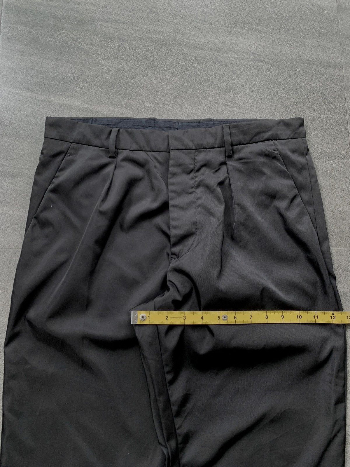 Prada FREE TAX! Garbardine Nylon Cropped Trousers Size US 32 / EU 48 - 15 Thumbnail
