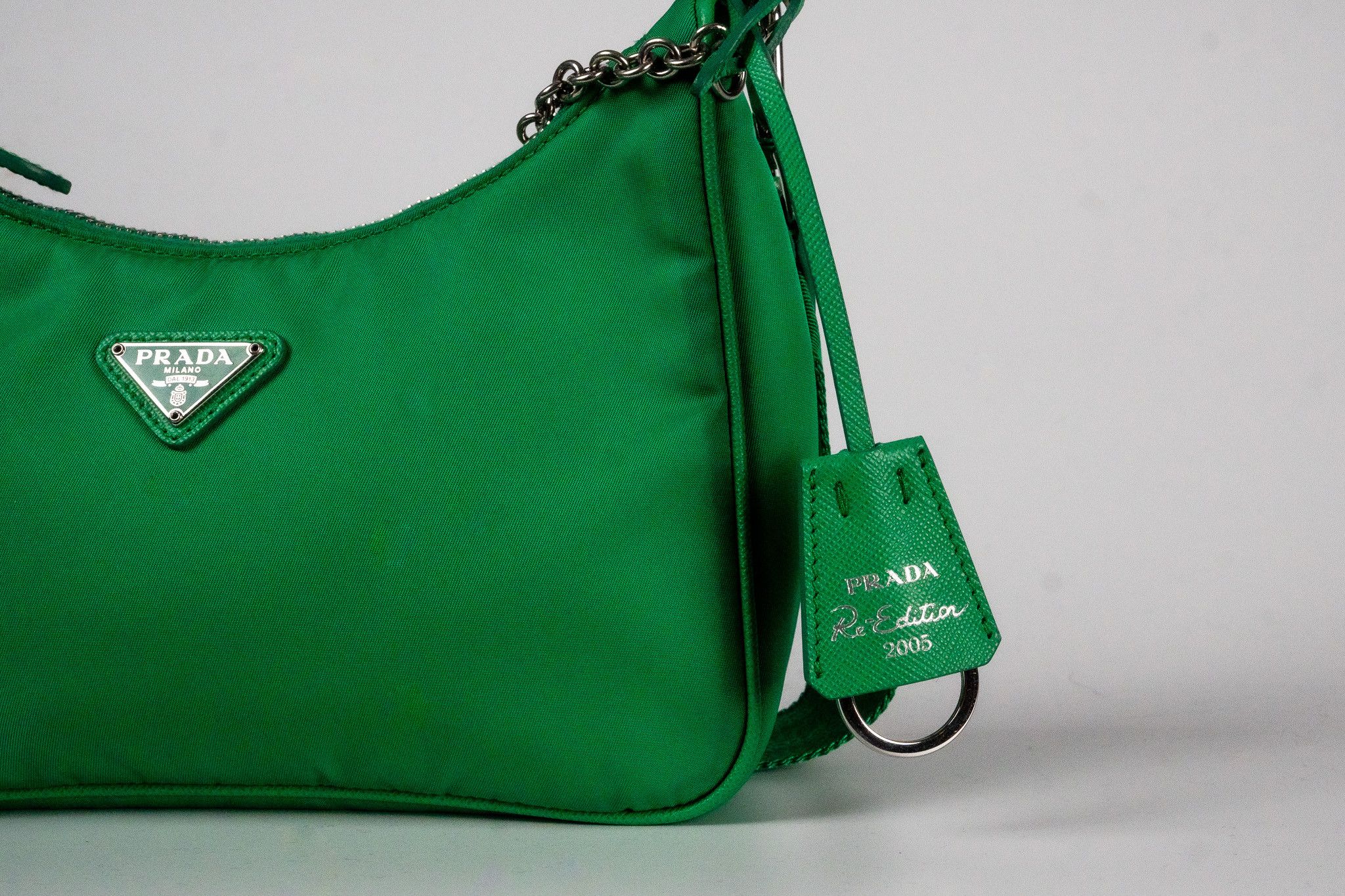 Prada Prada Re-Edition 2005 Tessuto Re-Nylon Shoulder Bag Size ONE SIZE - 5 Thumbnail
