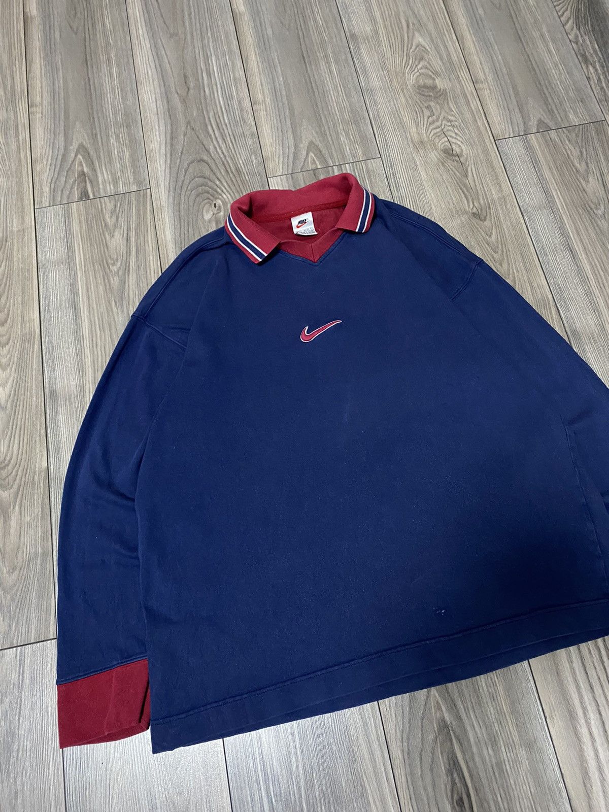 Nike × Vintage Vintage Nike Centre Swoosh Long Sleeve Sweatshirt Size L Size US L / EU 52-54 / 3 - 2 Thumbnail