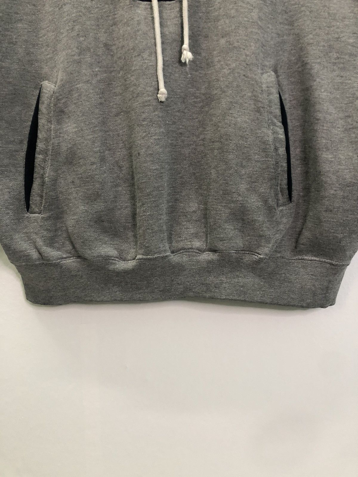 Champs Sport × Vintage Champs Sports ILLINOIS Logo Boxy Hoodie Size US L / EU 52-54 / 3 - 7 Thumbnail