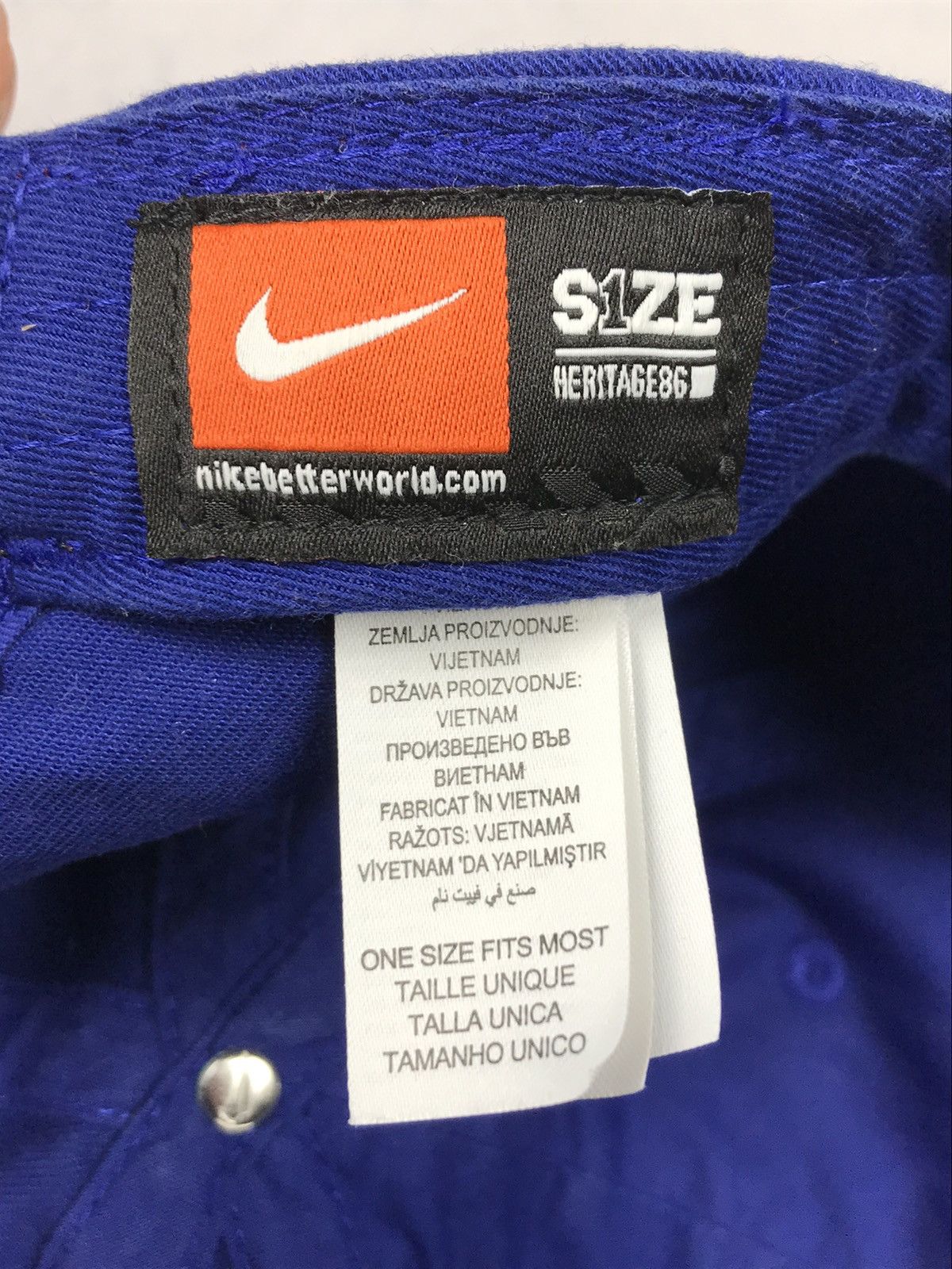 Nike × Vintage Vintage Nike Embroidered Centre Swoosh Logo Cap 00’s y2k Size ONE SIZE - 8 Thumbnail
